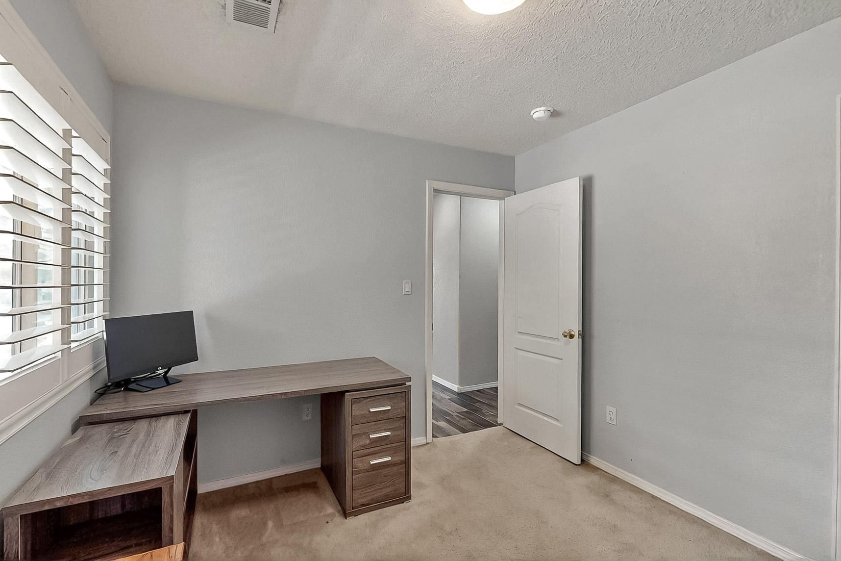 8135 PONY HILLS Place NW