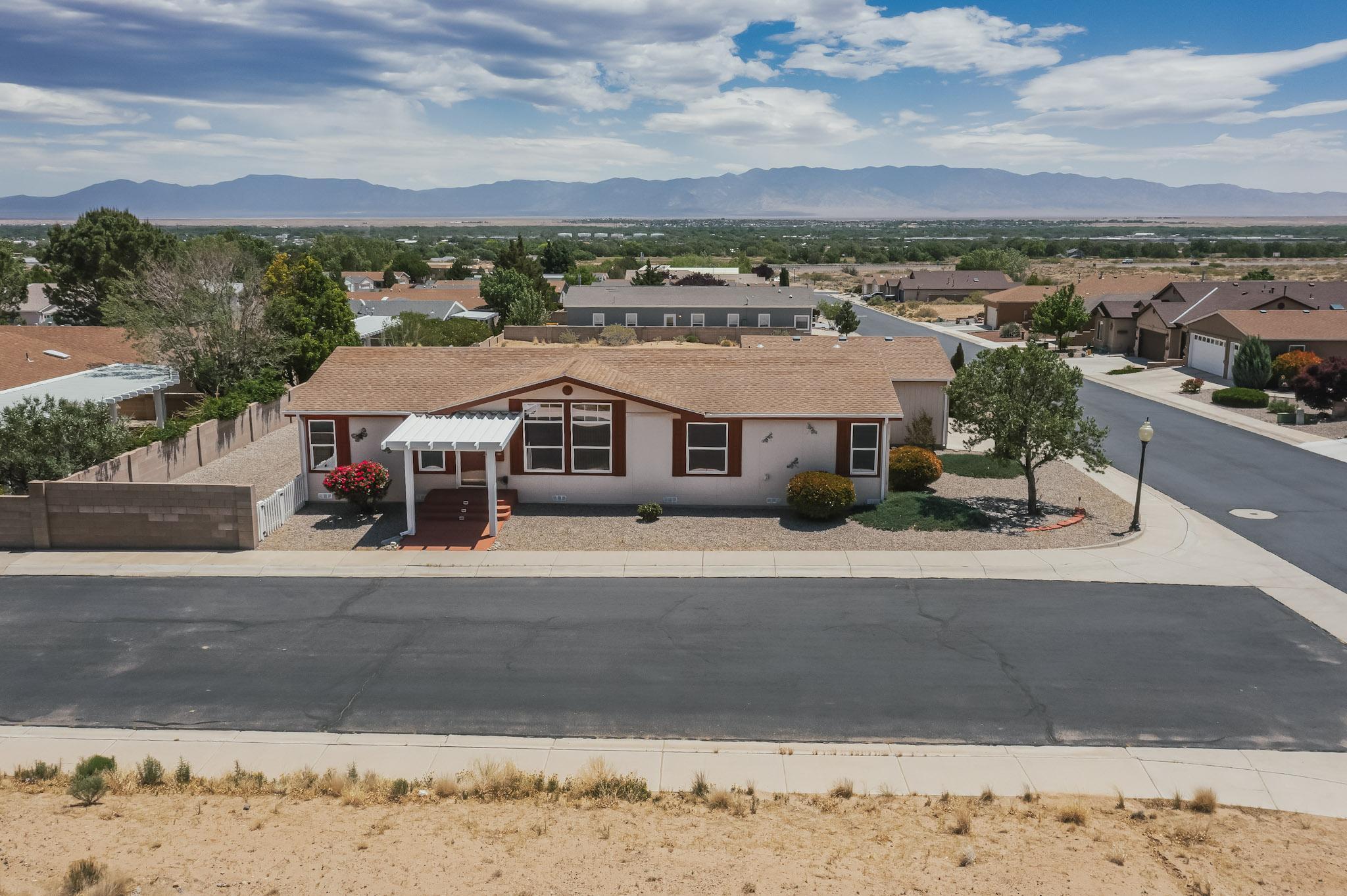 322 SUNRISE BLUFFS Drive