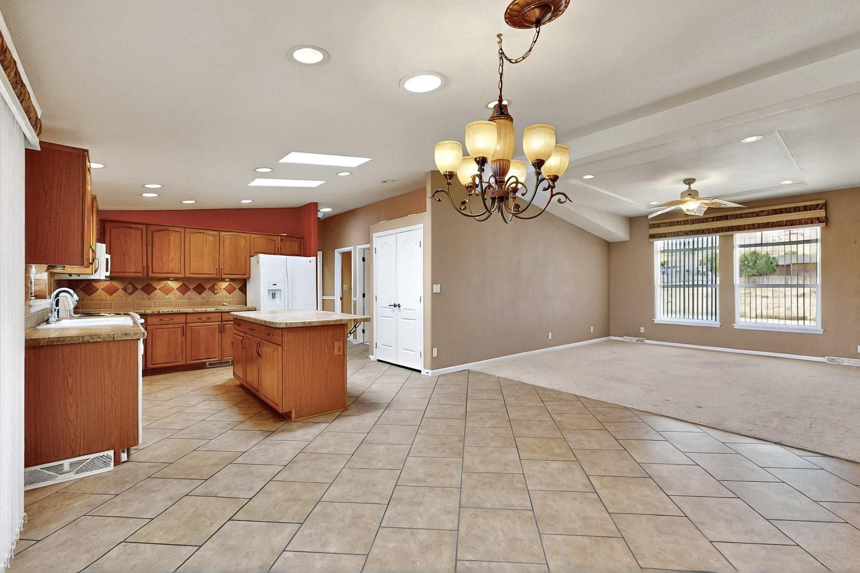 322 SUNRISE BLUFFS Drive
