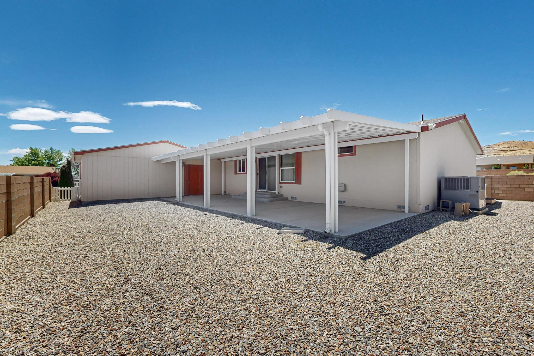 322 SUNRISE BLUFFS Drive