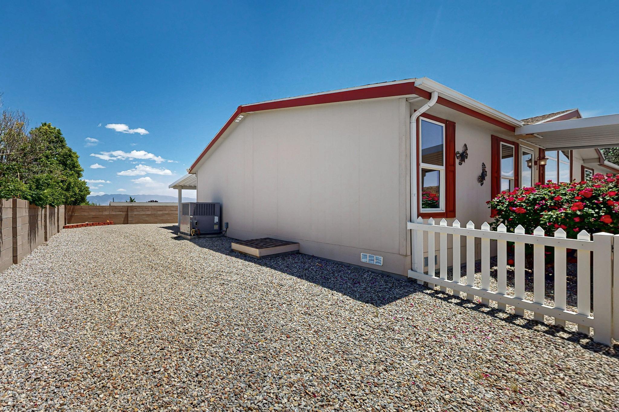 322 SUNRISE BLUFFS Drive