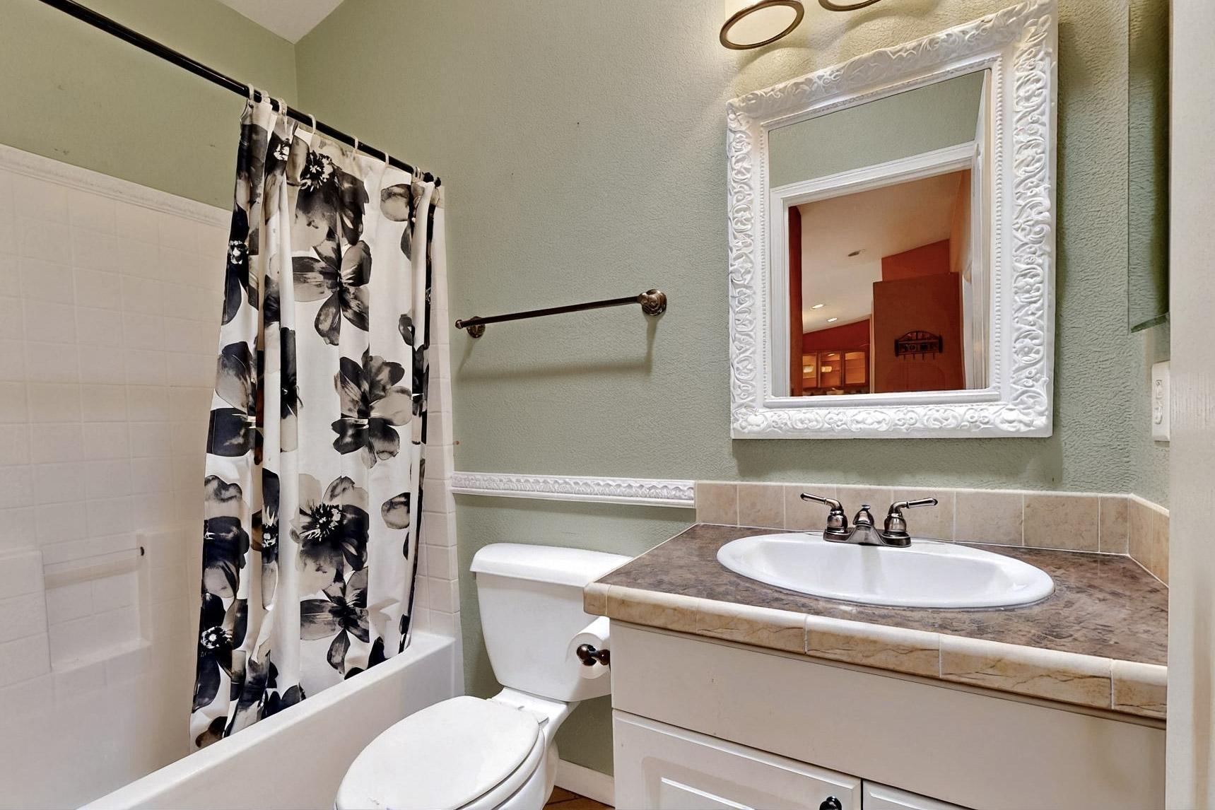 322 SUNRISE BLUFFS Drive