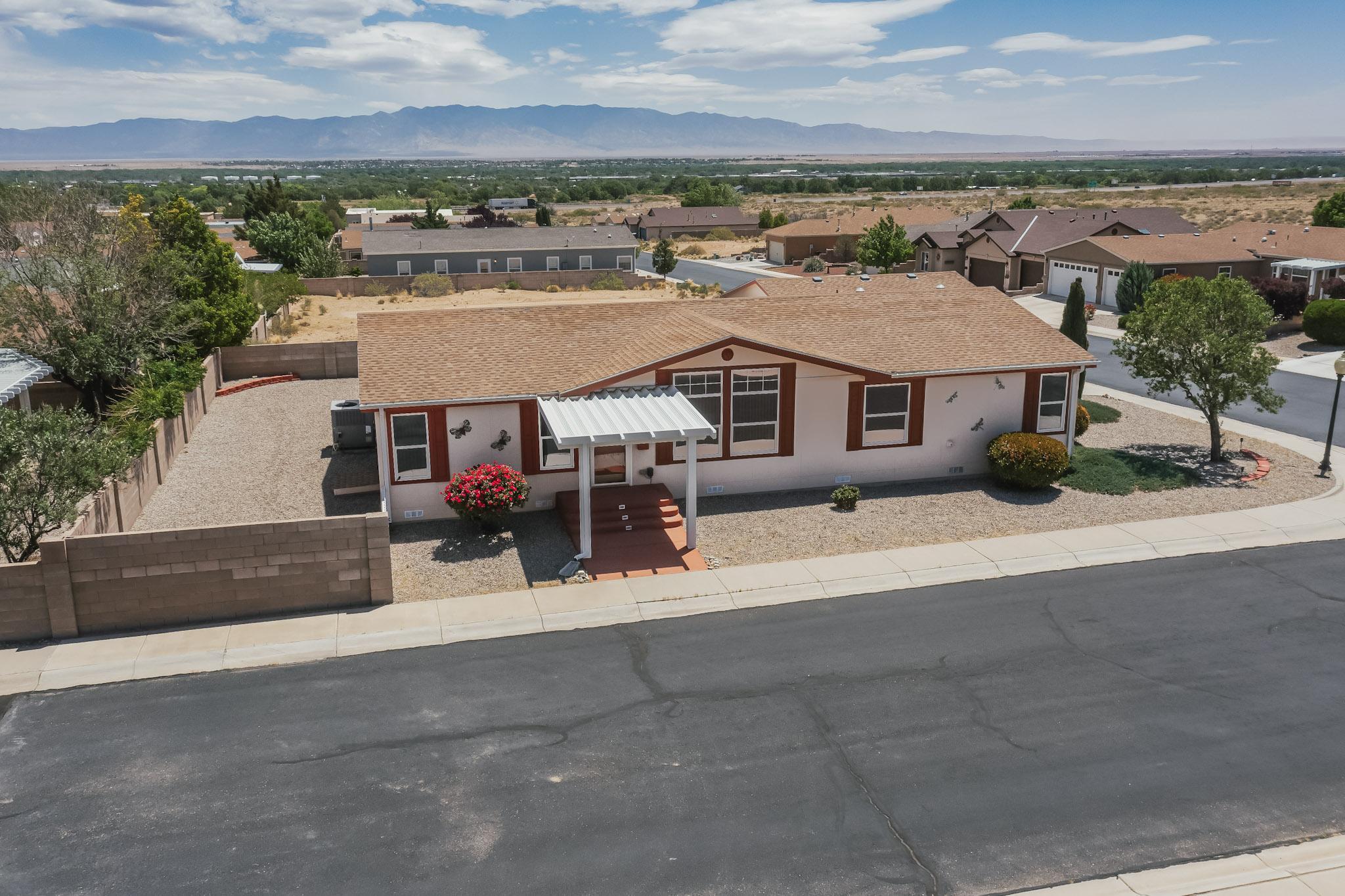 322 SUNRISE BLUFFS Drive