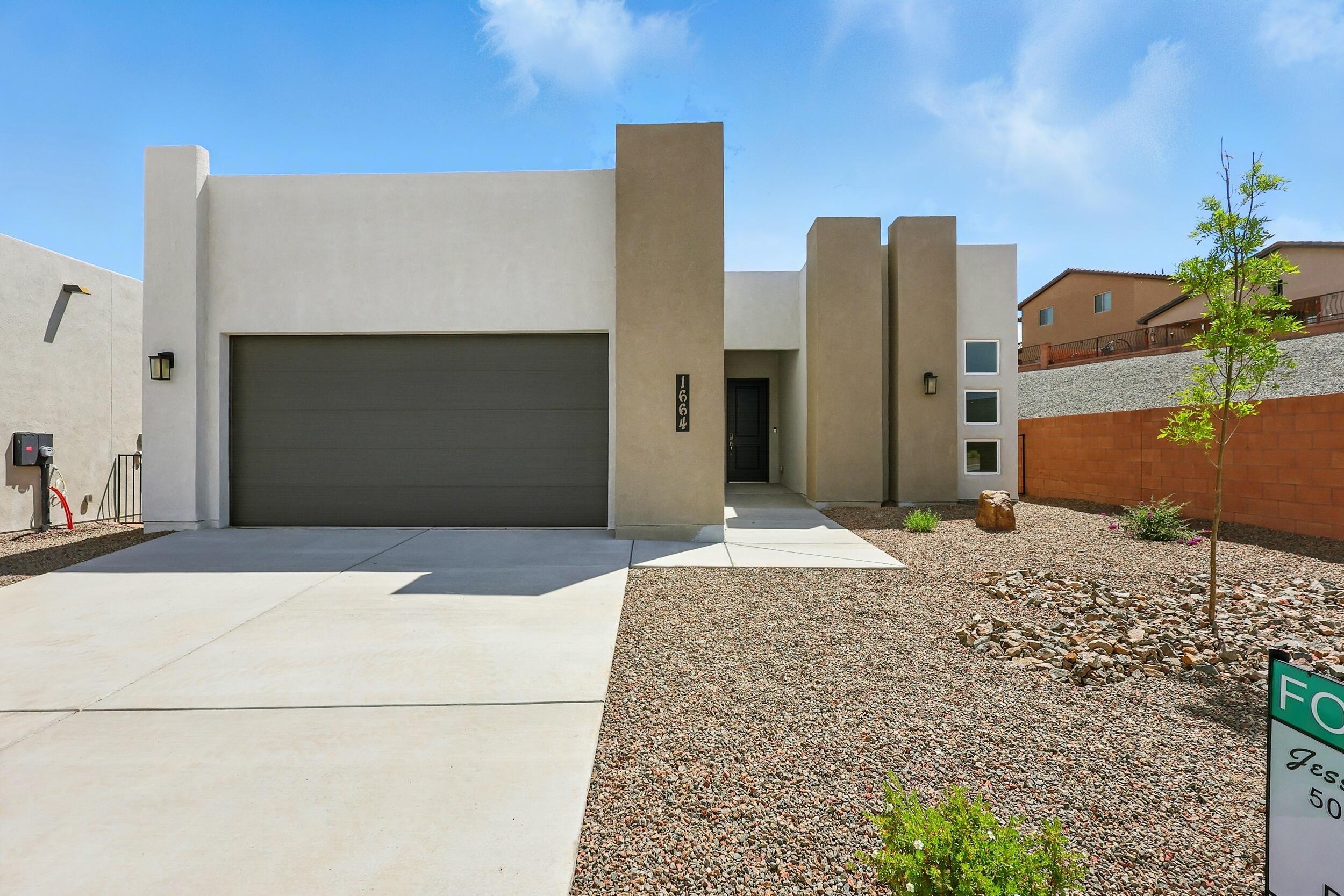 1664 TESORO Loop NW