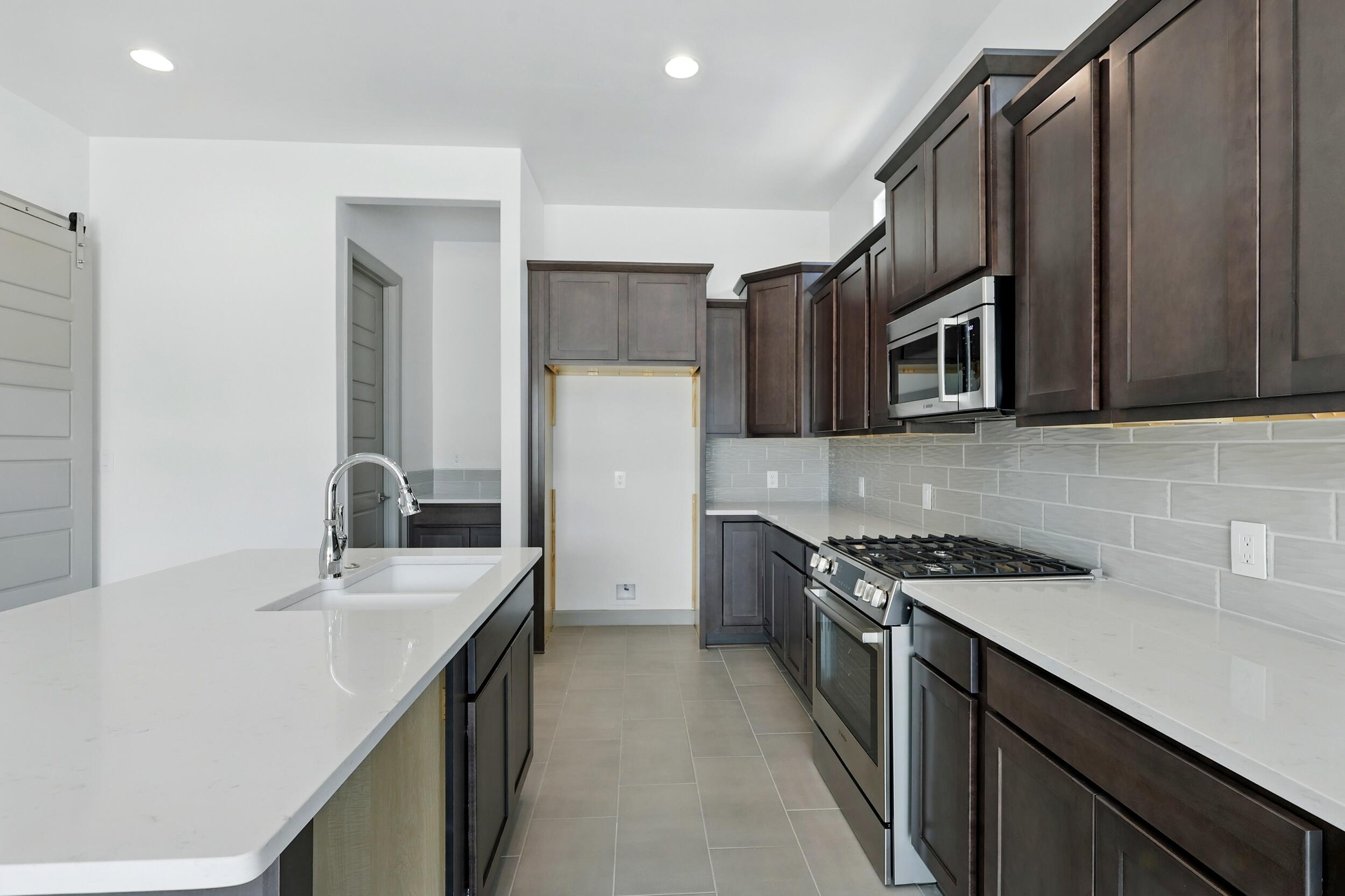 1664 TESORO Loop NW