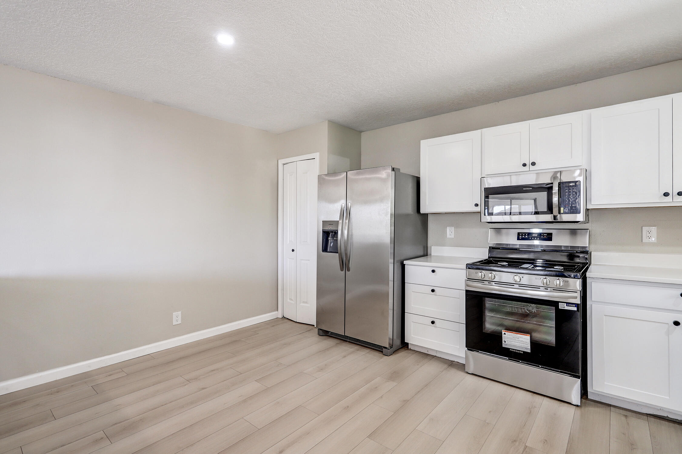 2359 ELIZABETH ANN Road NE