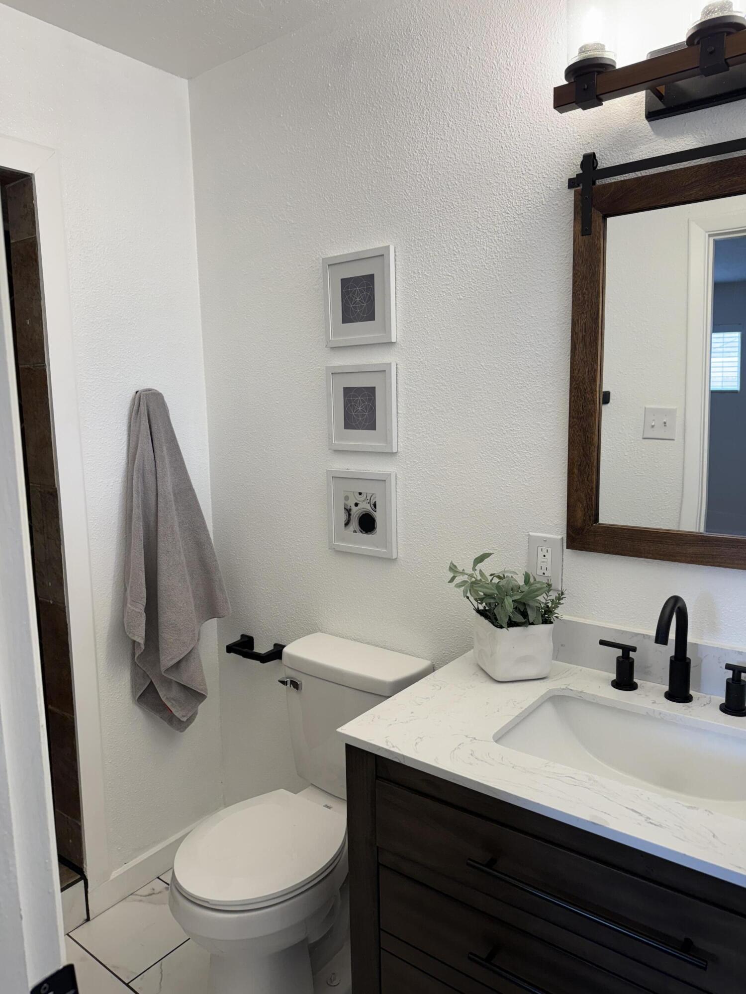 10412 WOODLAND Avenue NE