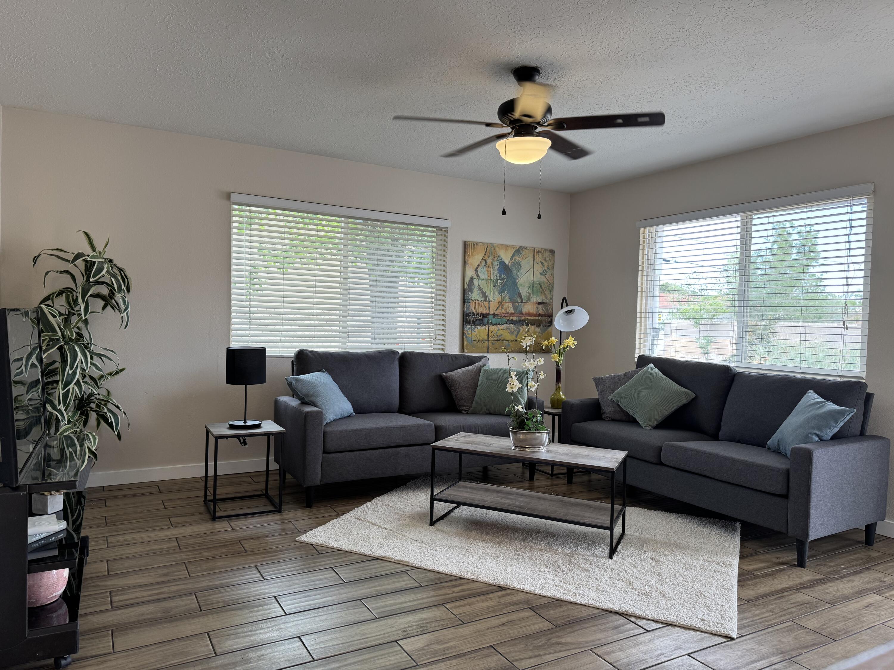 10412 WOODLAND Avenue NE