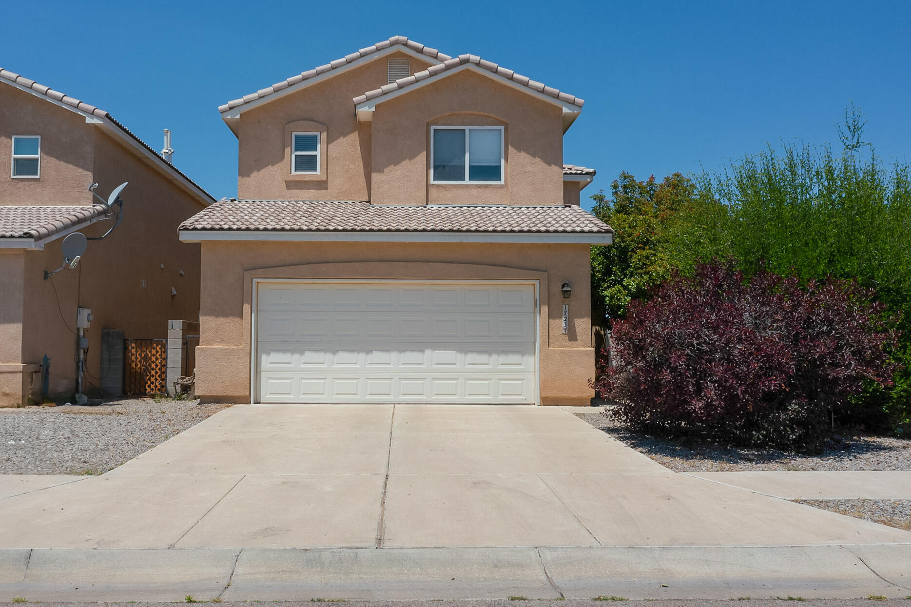 1723 AVENIDA REAL