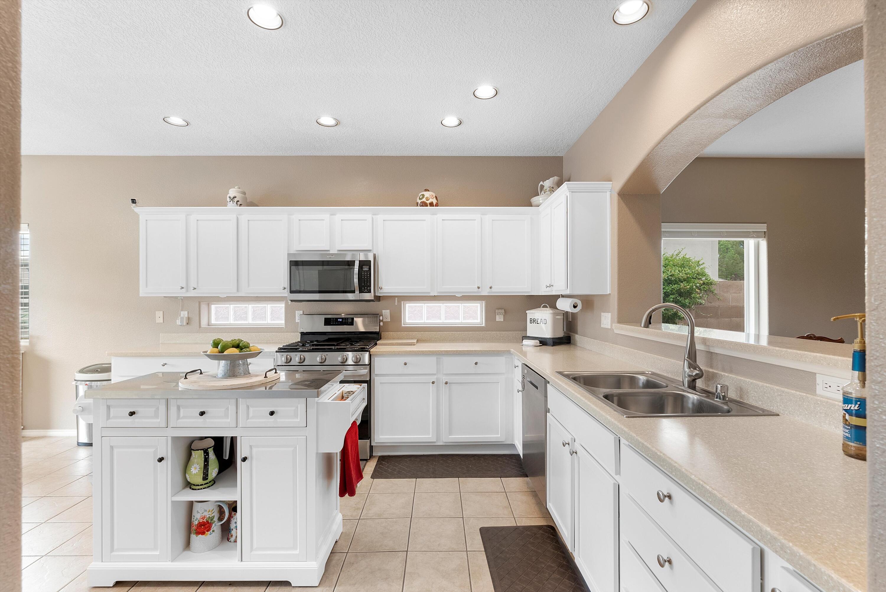 10503 BILBOA Street NW