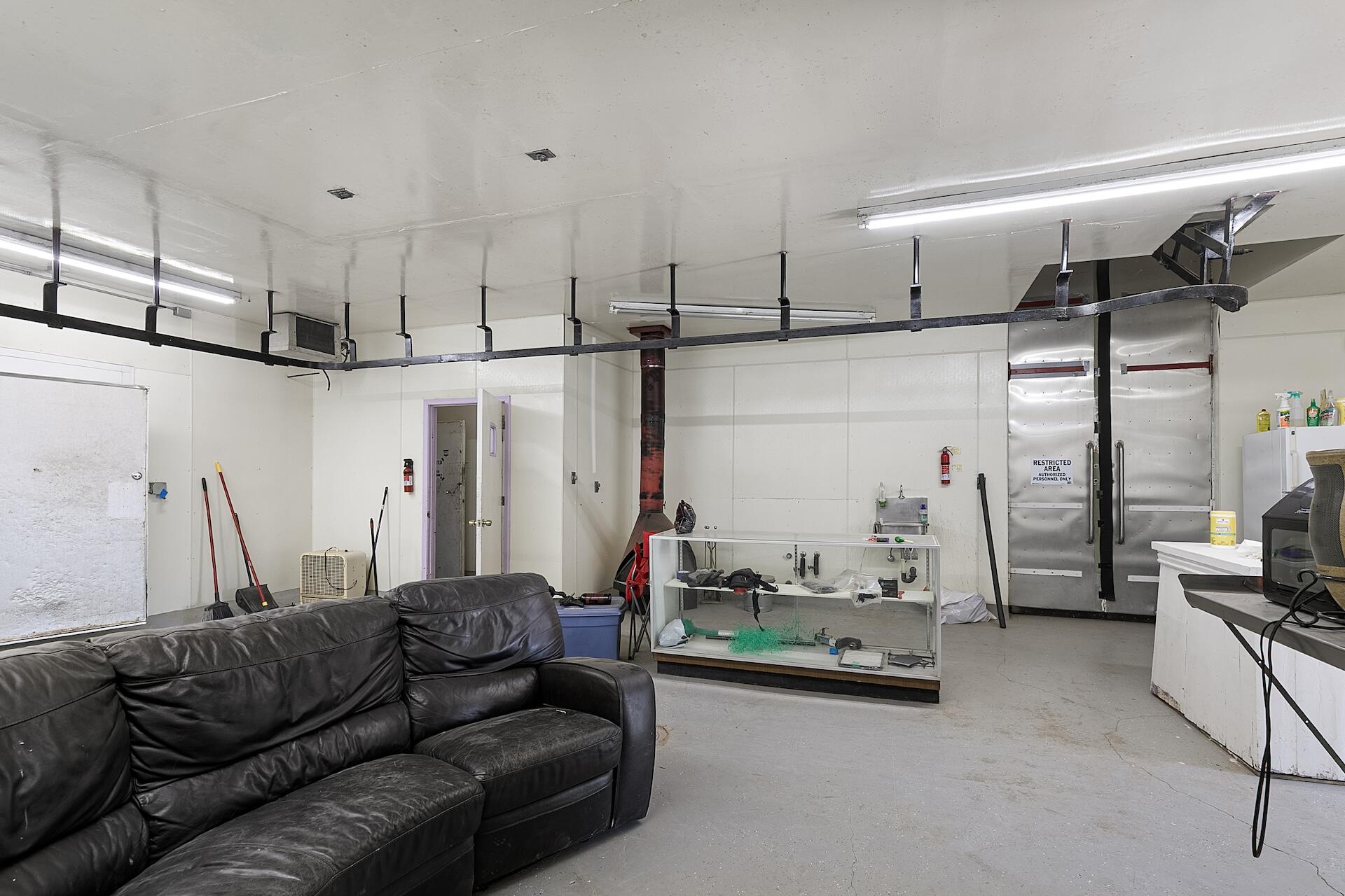 1107 Mesa Road