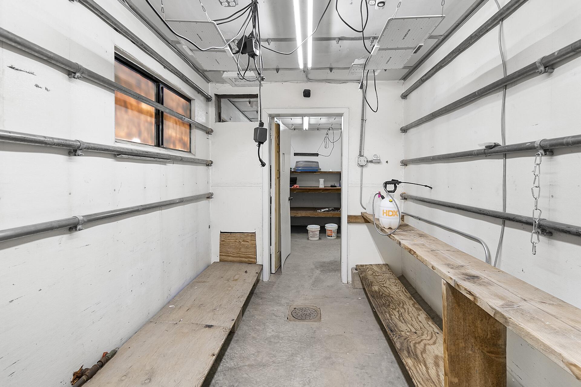 1107 Mesa Road