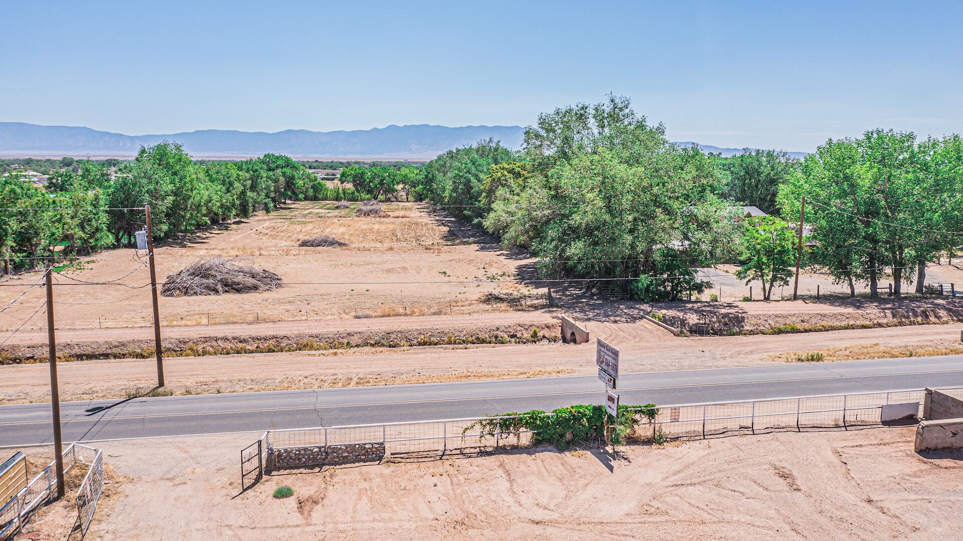 1107 Mesa Road