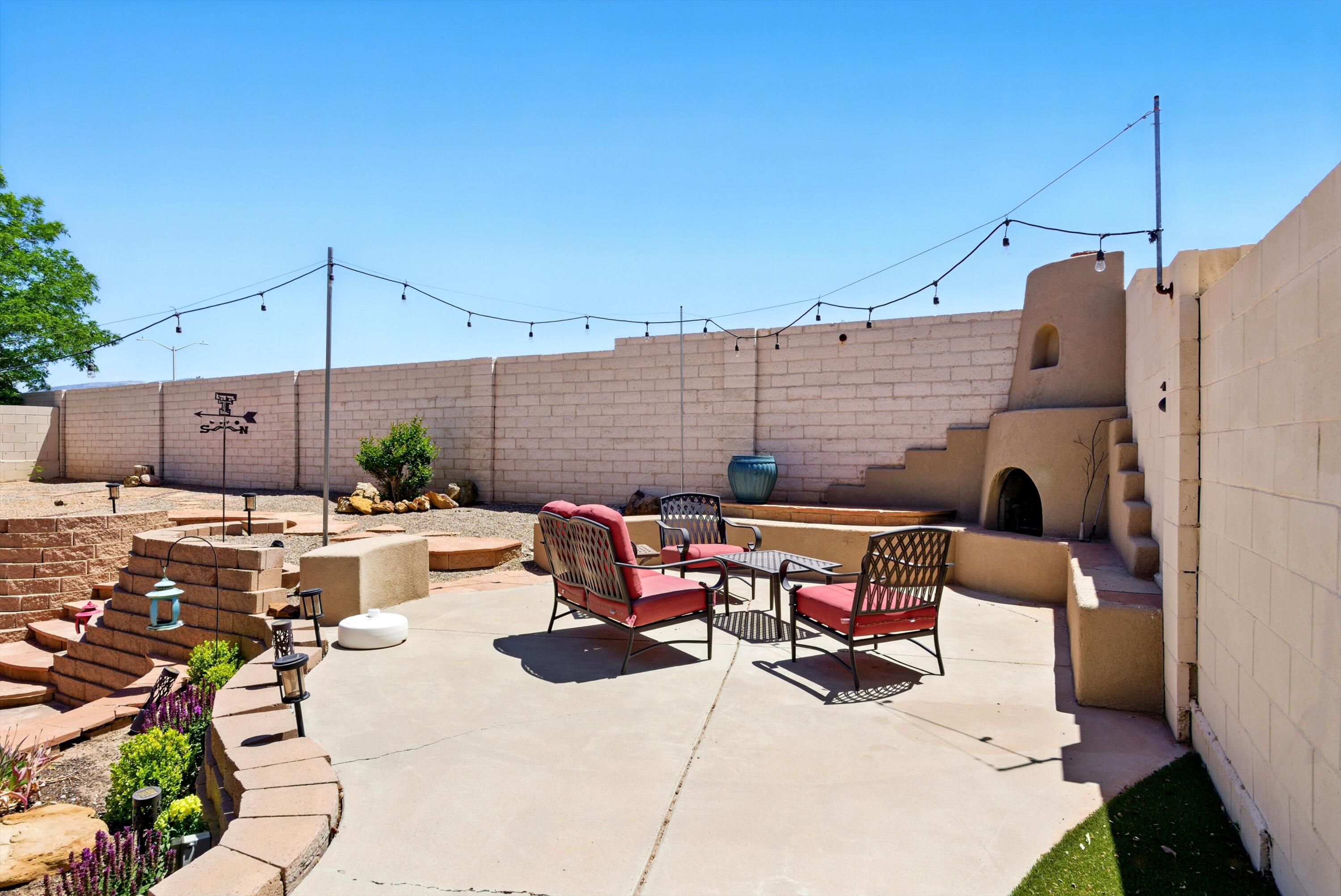 4972 NIGHT HAWK Drive NE
