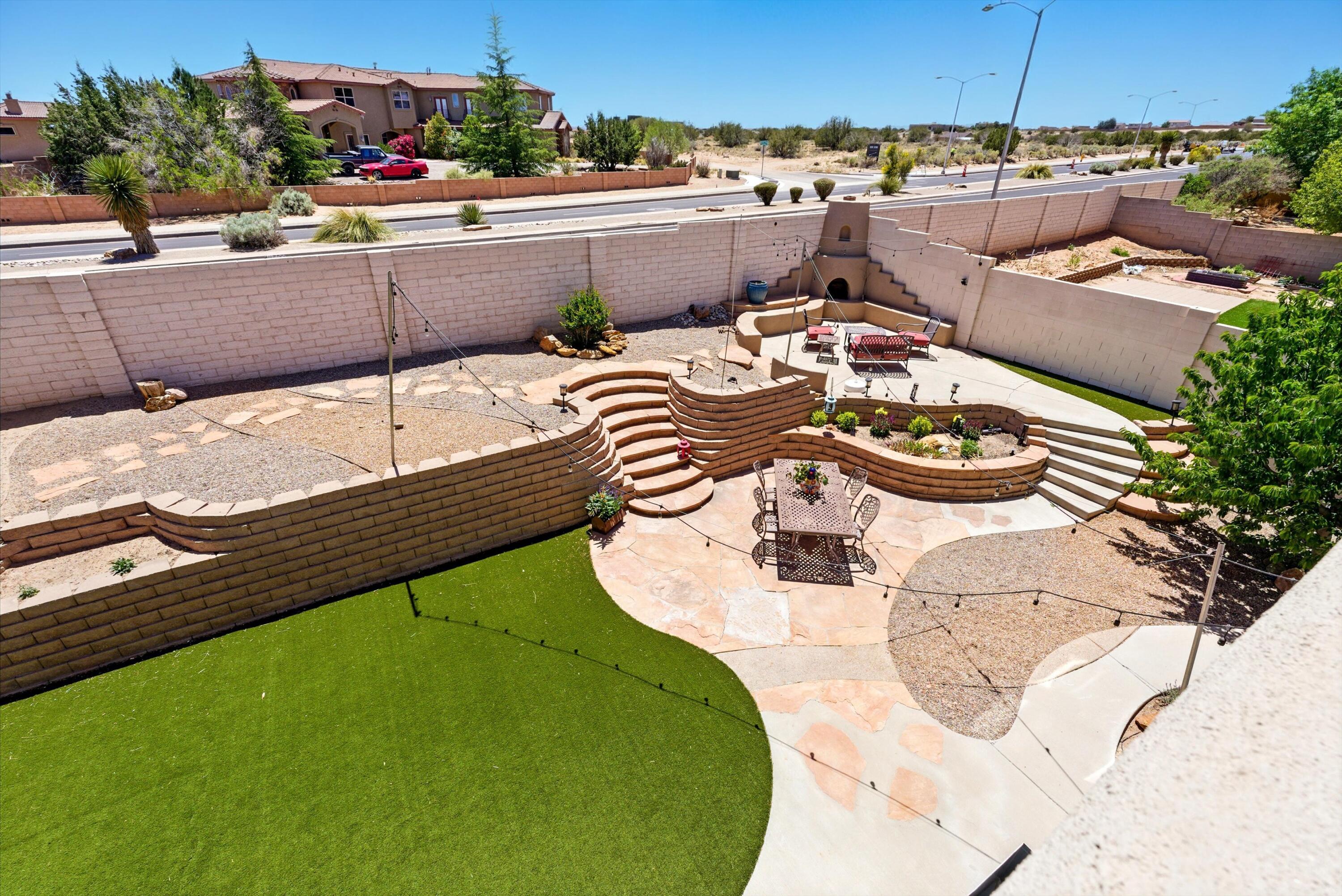 4972 NIGHT HAWK Drive NE