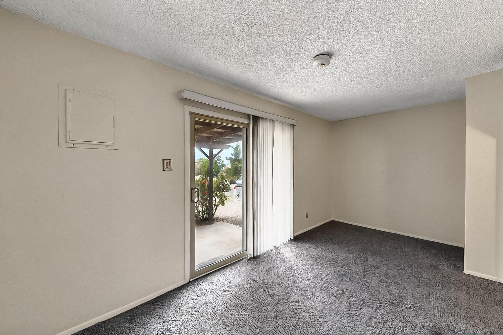 1217 LANDMAN Drive NE