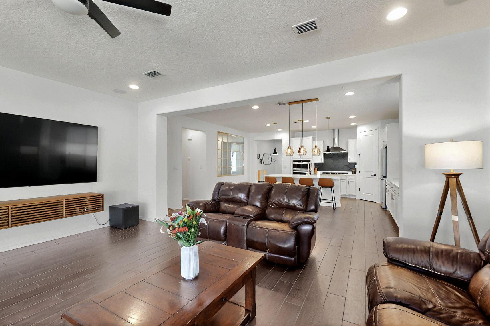 1605 COPPER MOUNTAIN Trail NW