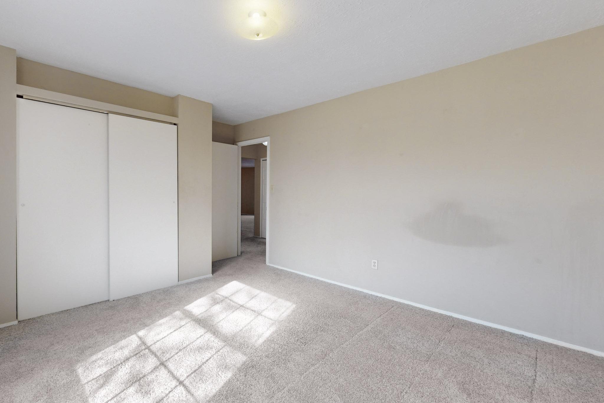 1058 CASCADE Road SE