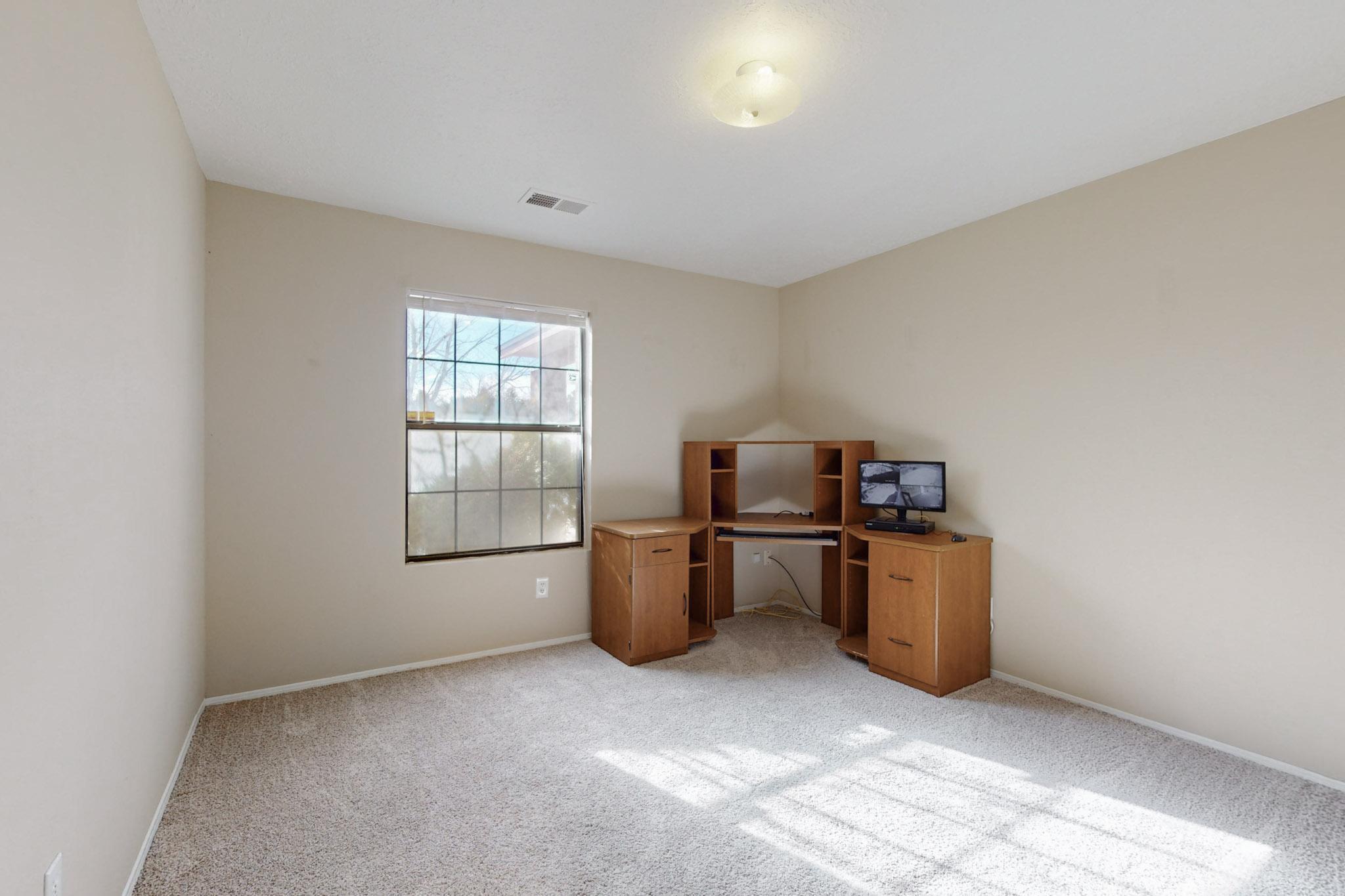 1058 CASCADE Road SE