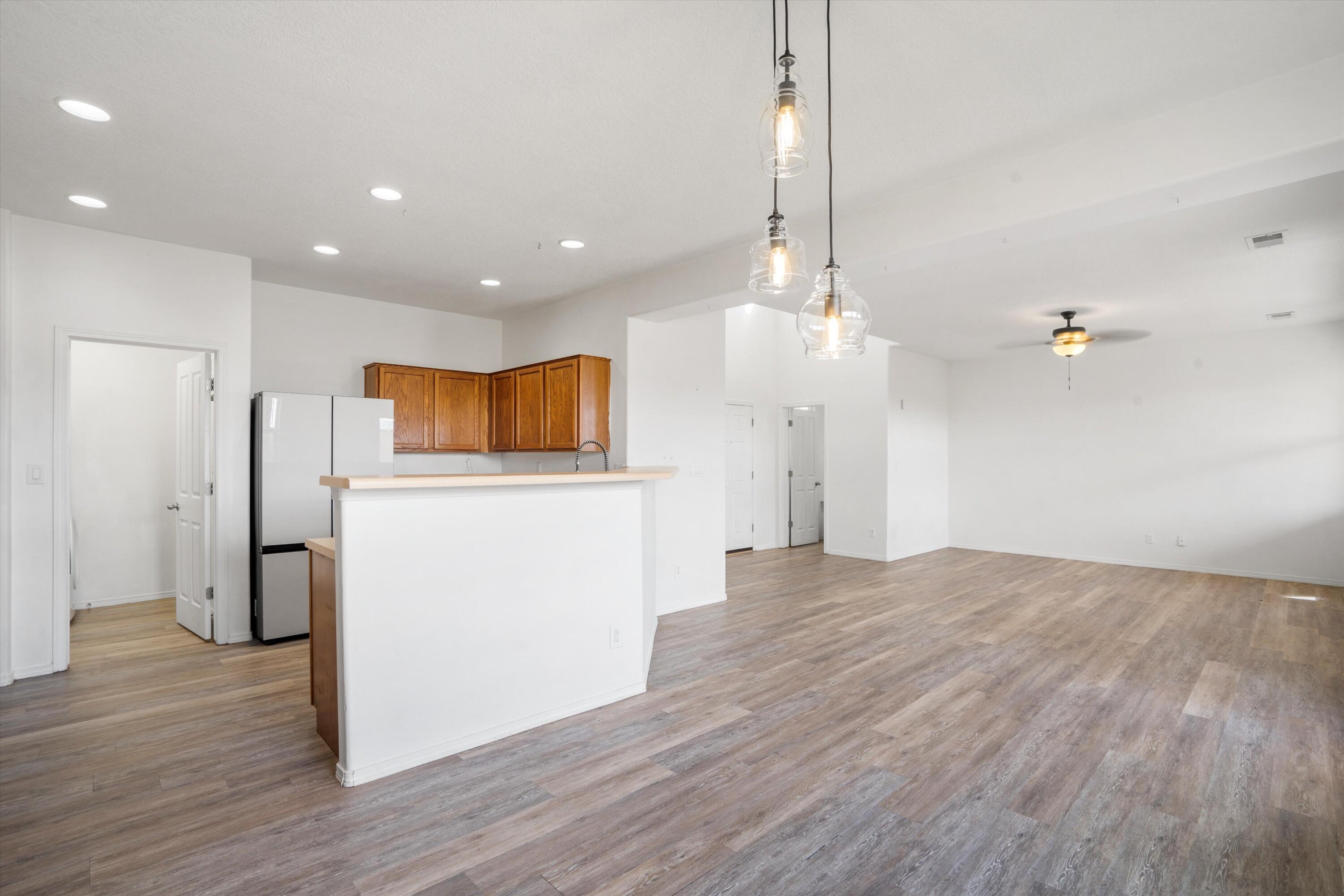 3702 BUCKSKIN Loop NE