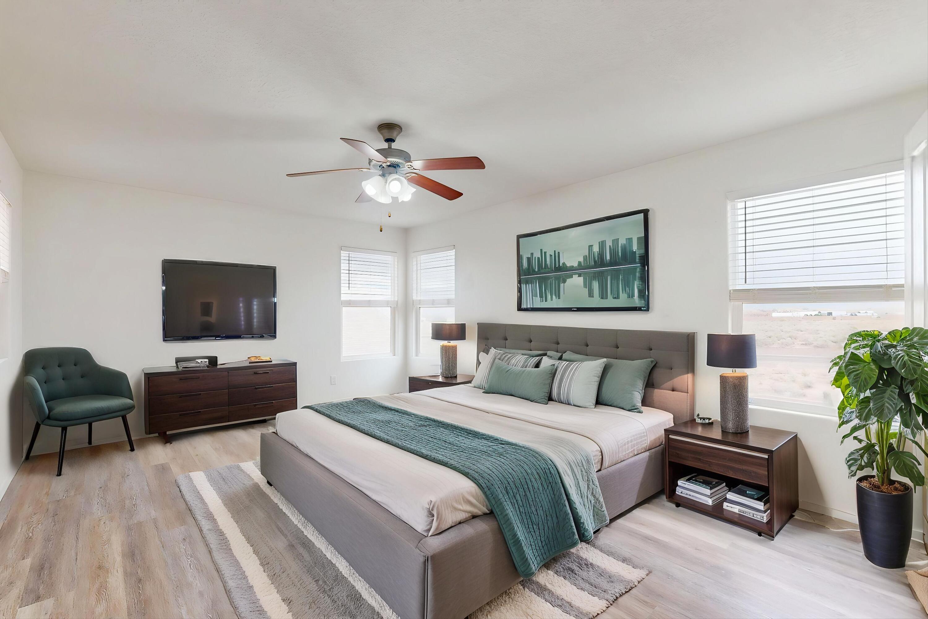 3702 BUCKSKIN Loop NE
