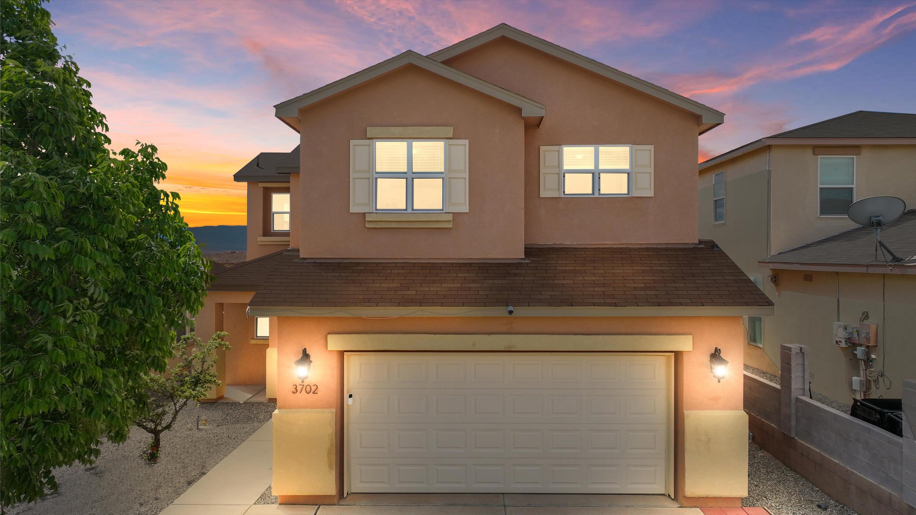 3702 BUCKSKIN Loop NE