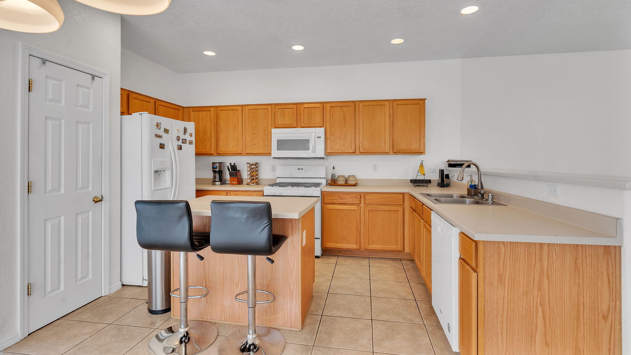 1023 MARAPI Street NW
