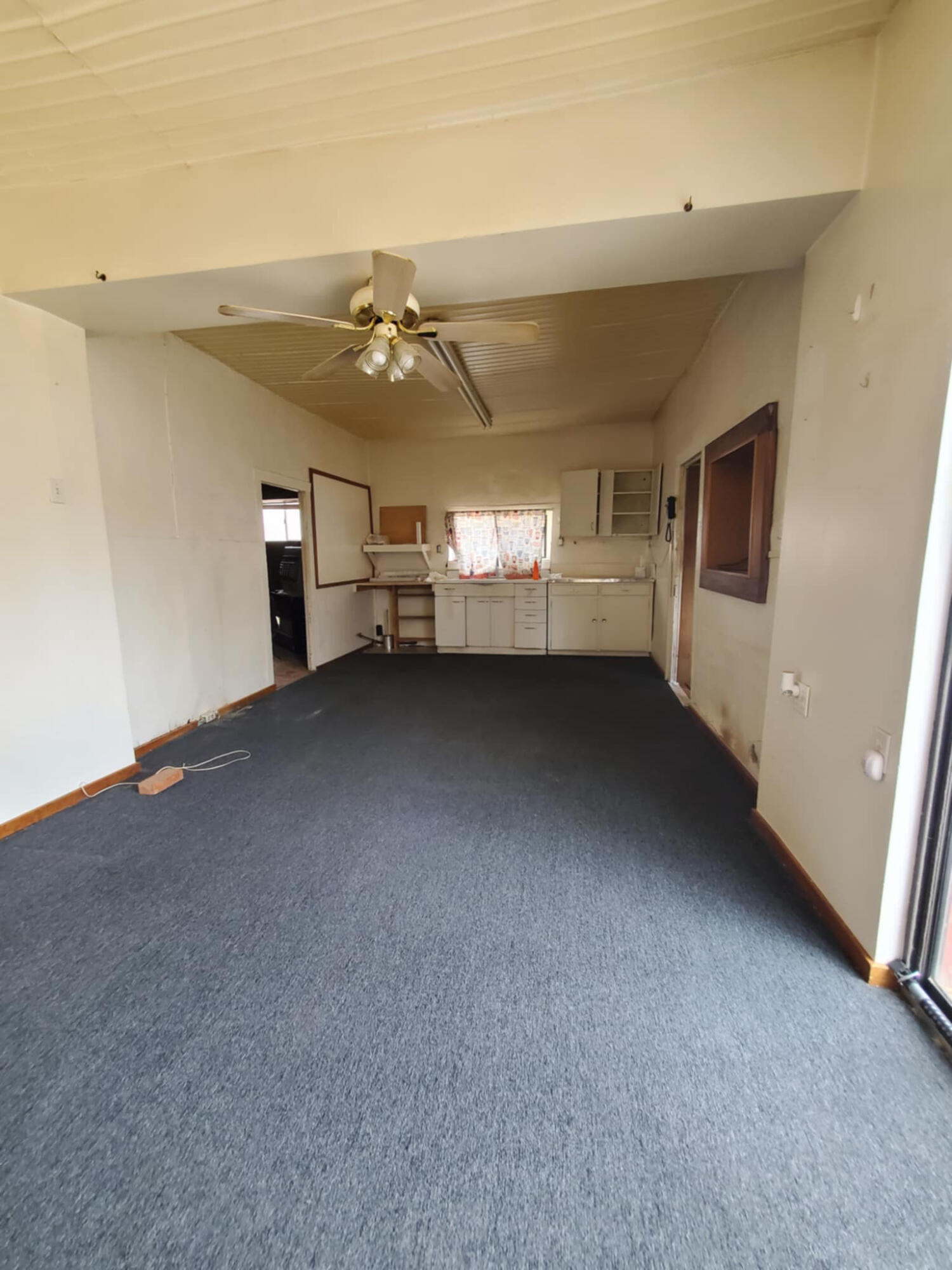 100 N PINE Street