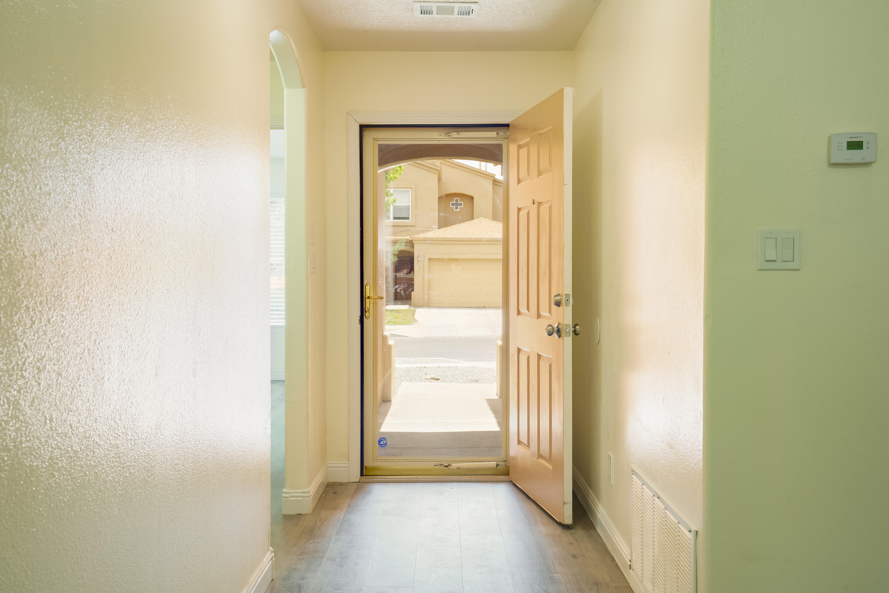 7113 AVIGNON Court NW