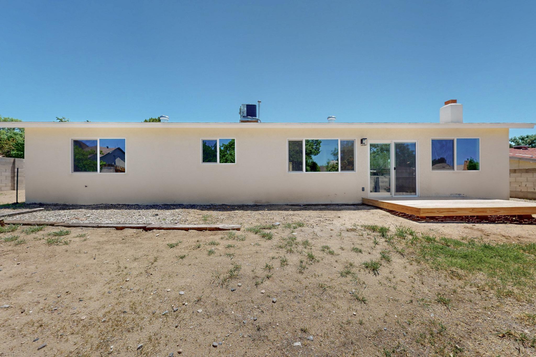 10009 JILES Drive NE