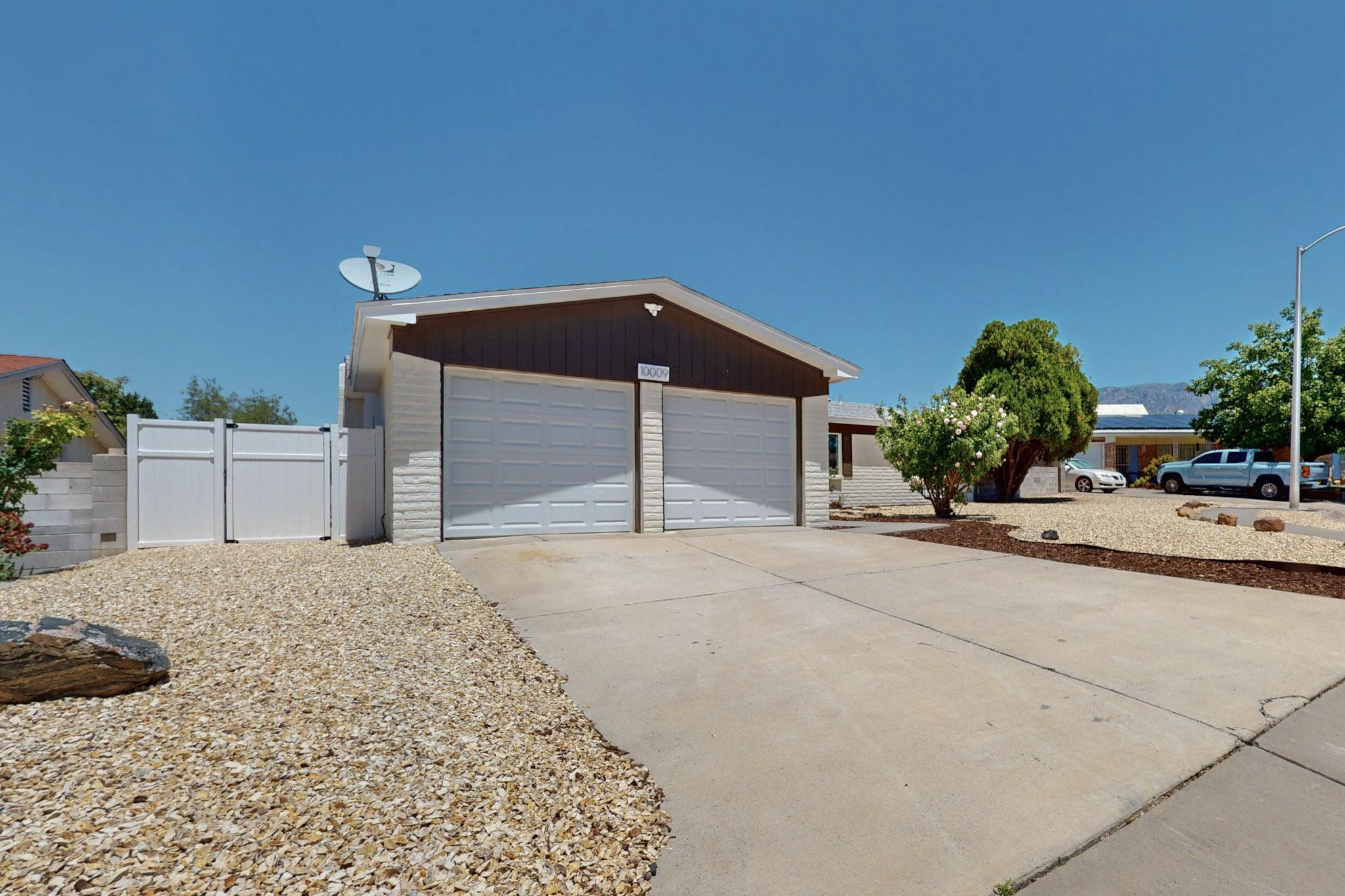 10009 JILES Drive NE