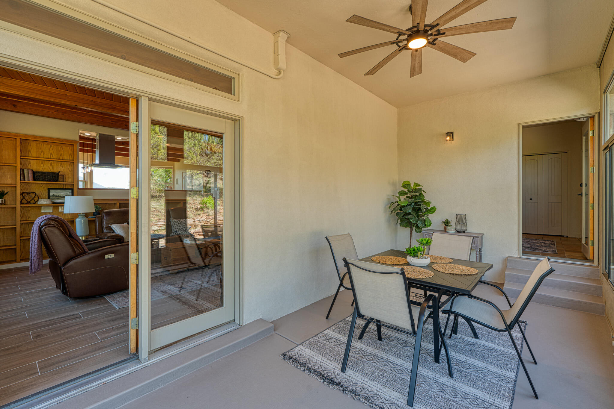 7 LOBELIA Lane