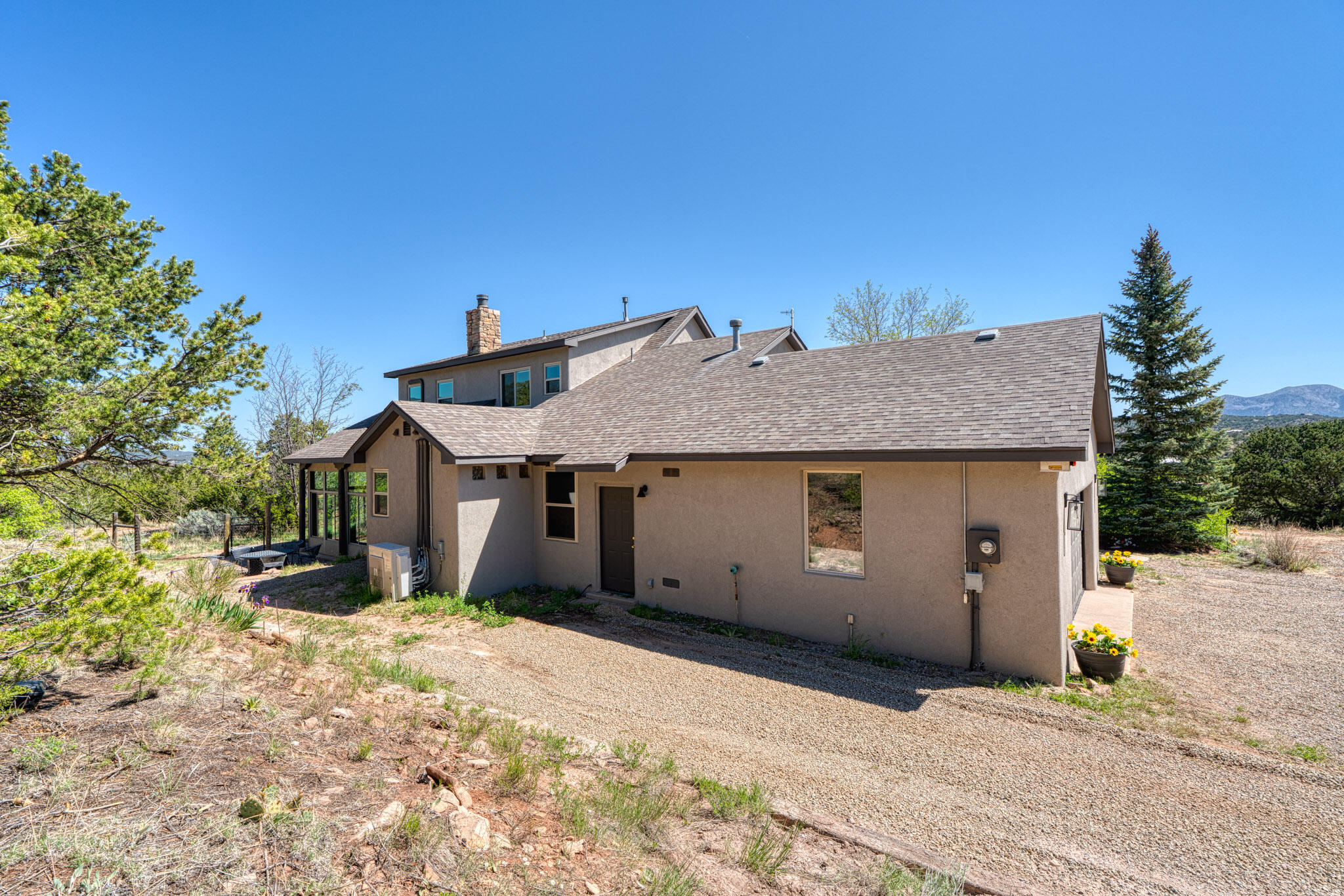 7 LOBELIA Lane
