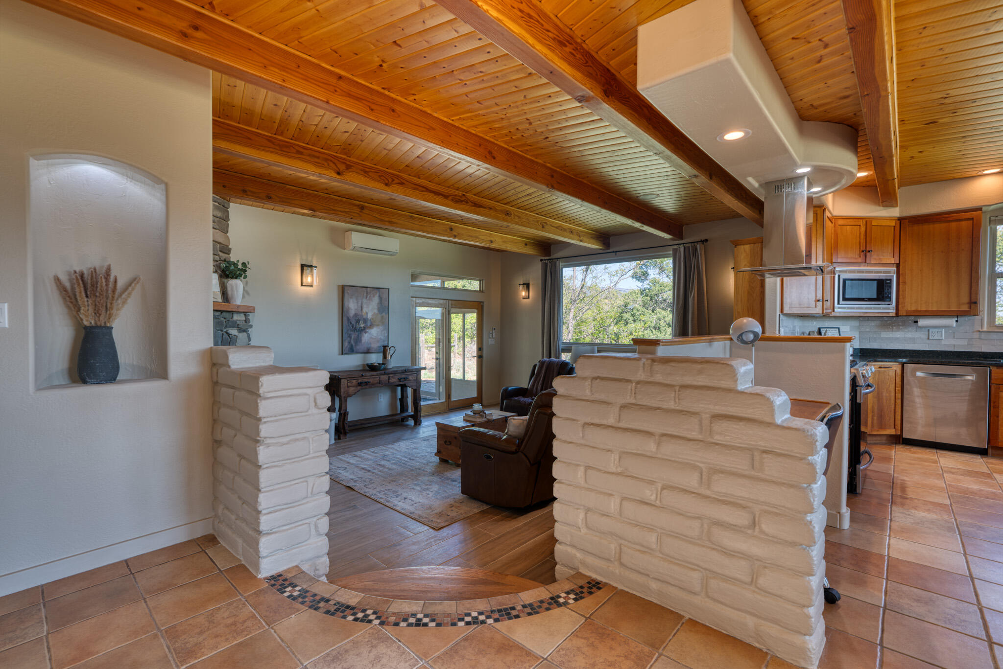 7 LOBELIA Lane