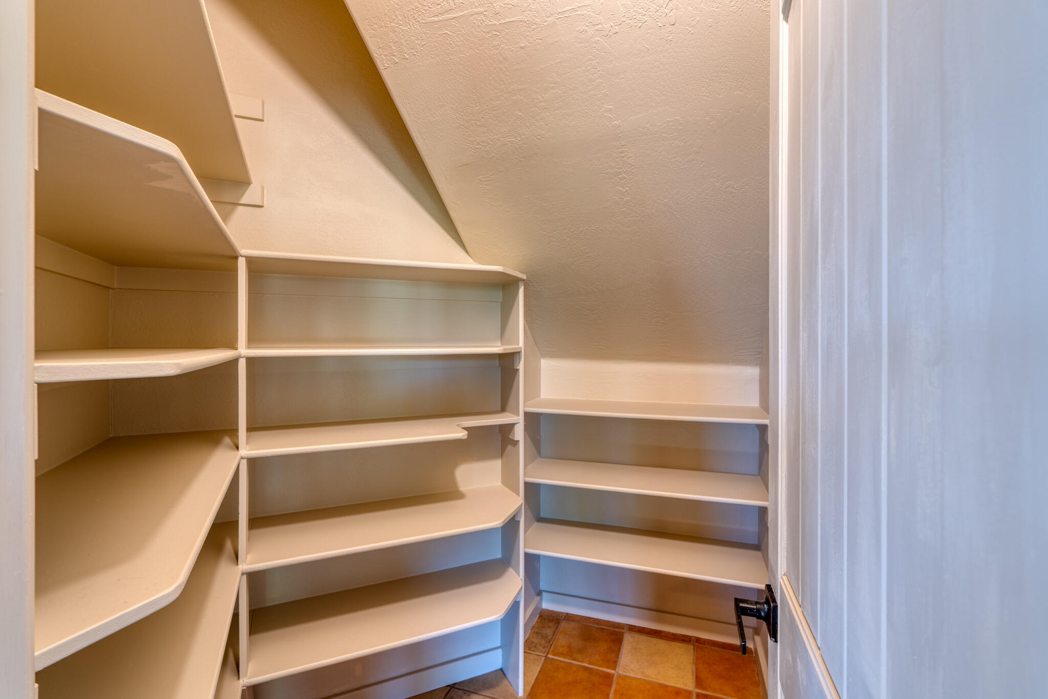 7 LOBELIA Lane