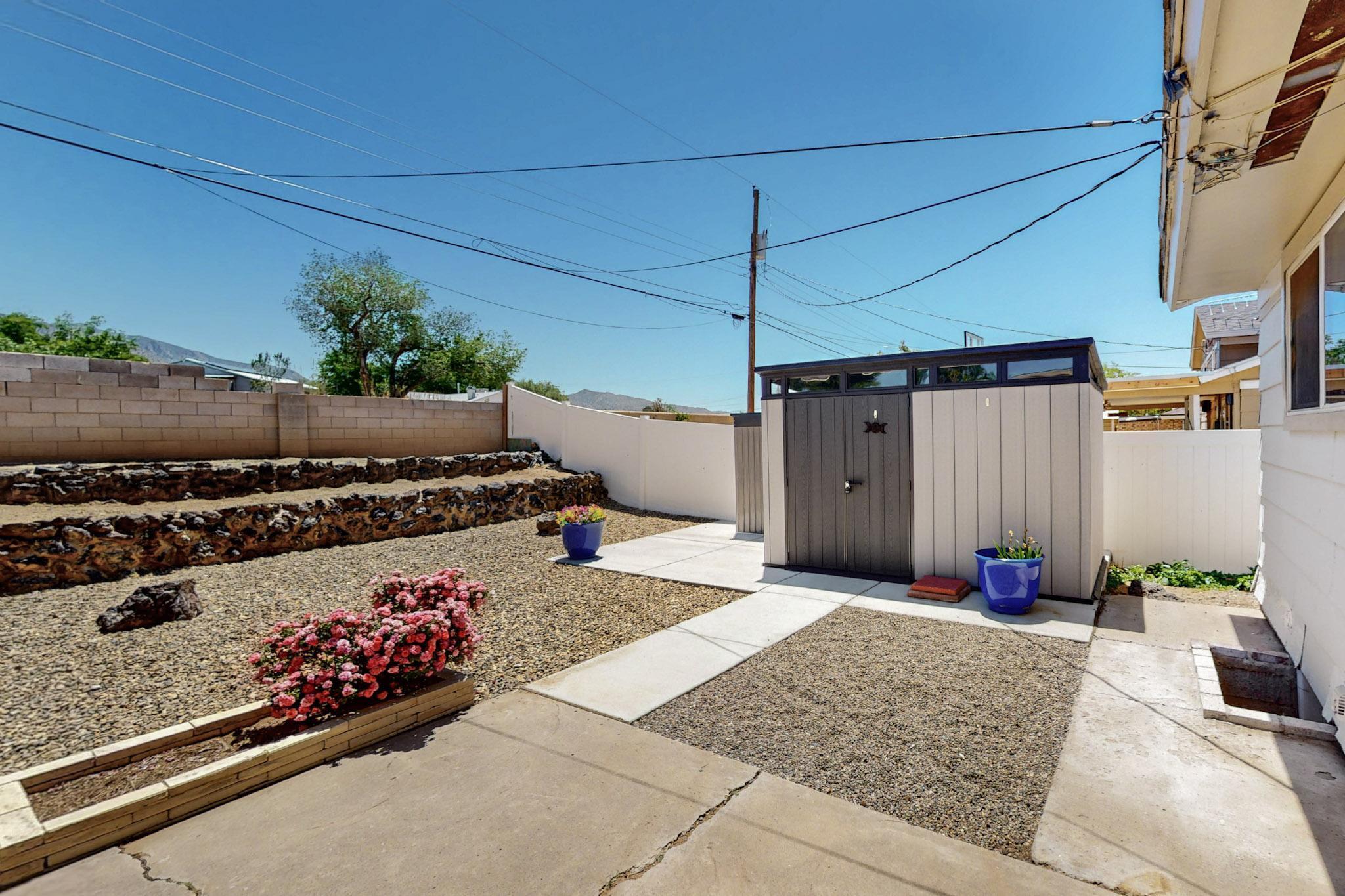 2912 DOROTHY Street NE