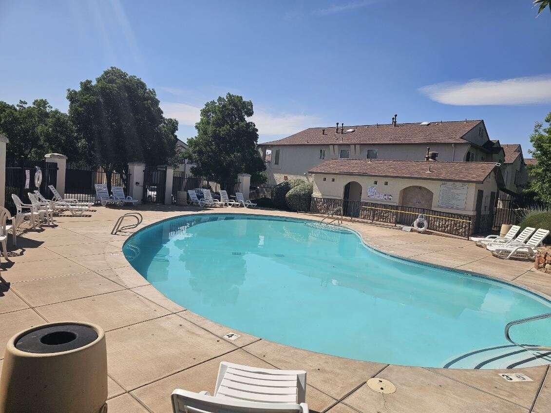 6501 SAN ANTONIO Drive NE