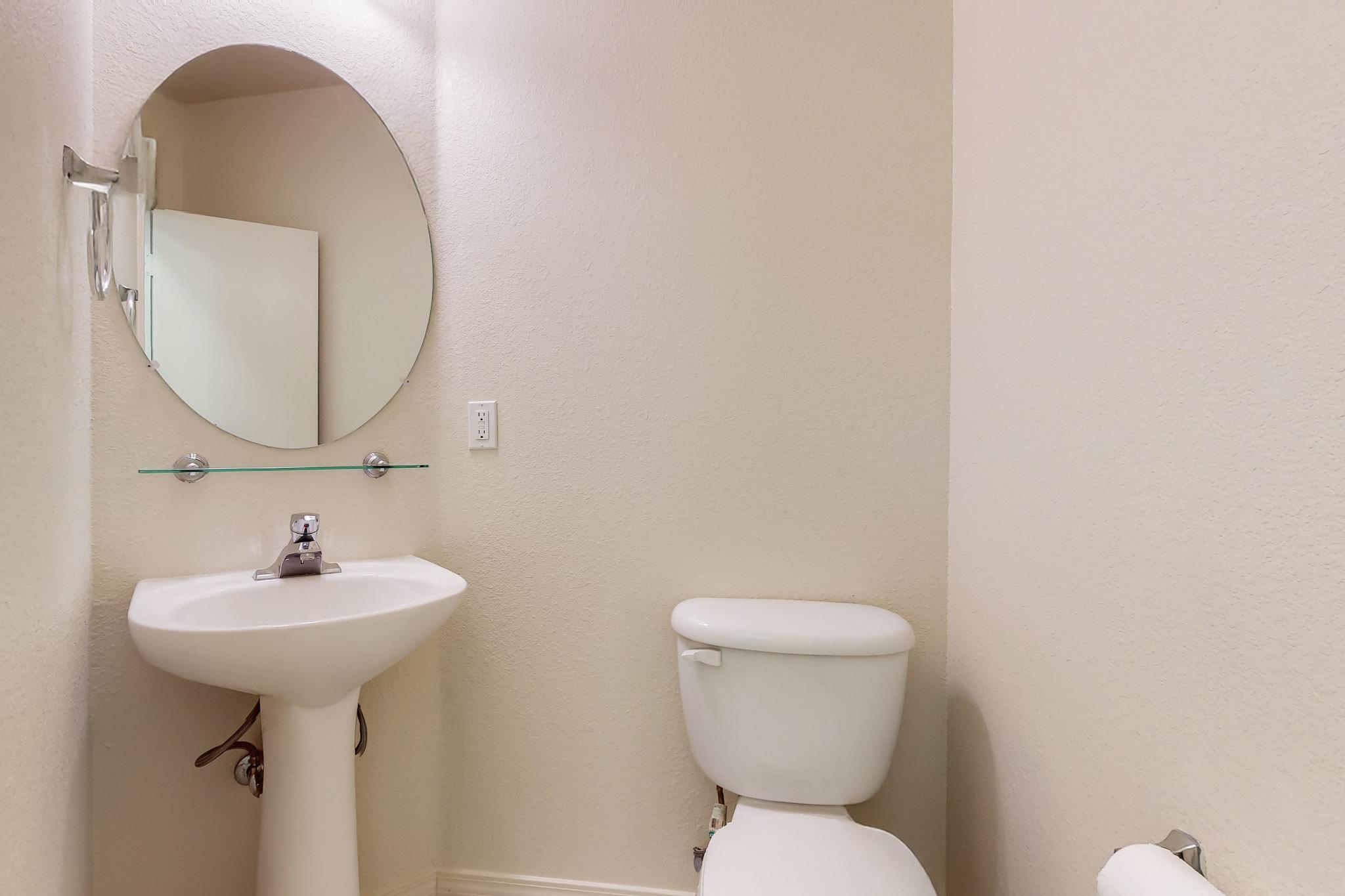 6501 SAN ANTONIO Drive NE