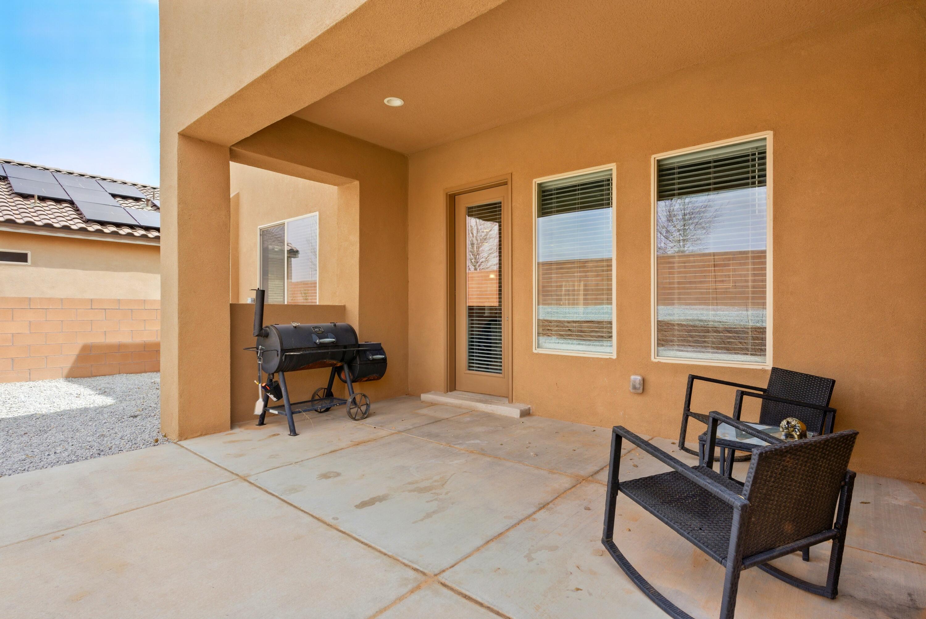 4529 SKYLINE Loop NE