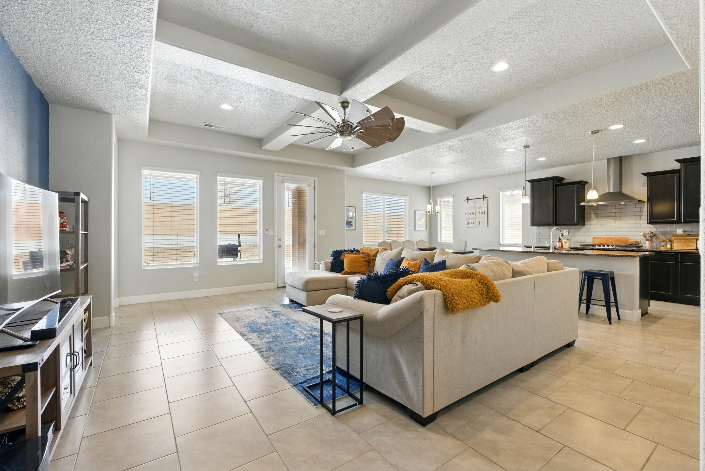 4529 SKYLINE Loop NE