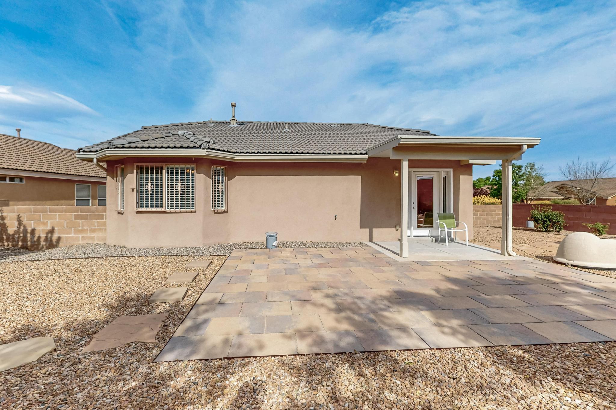 1001 KANAGA Drive NW