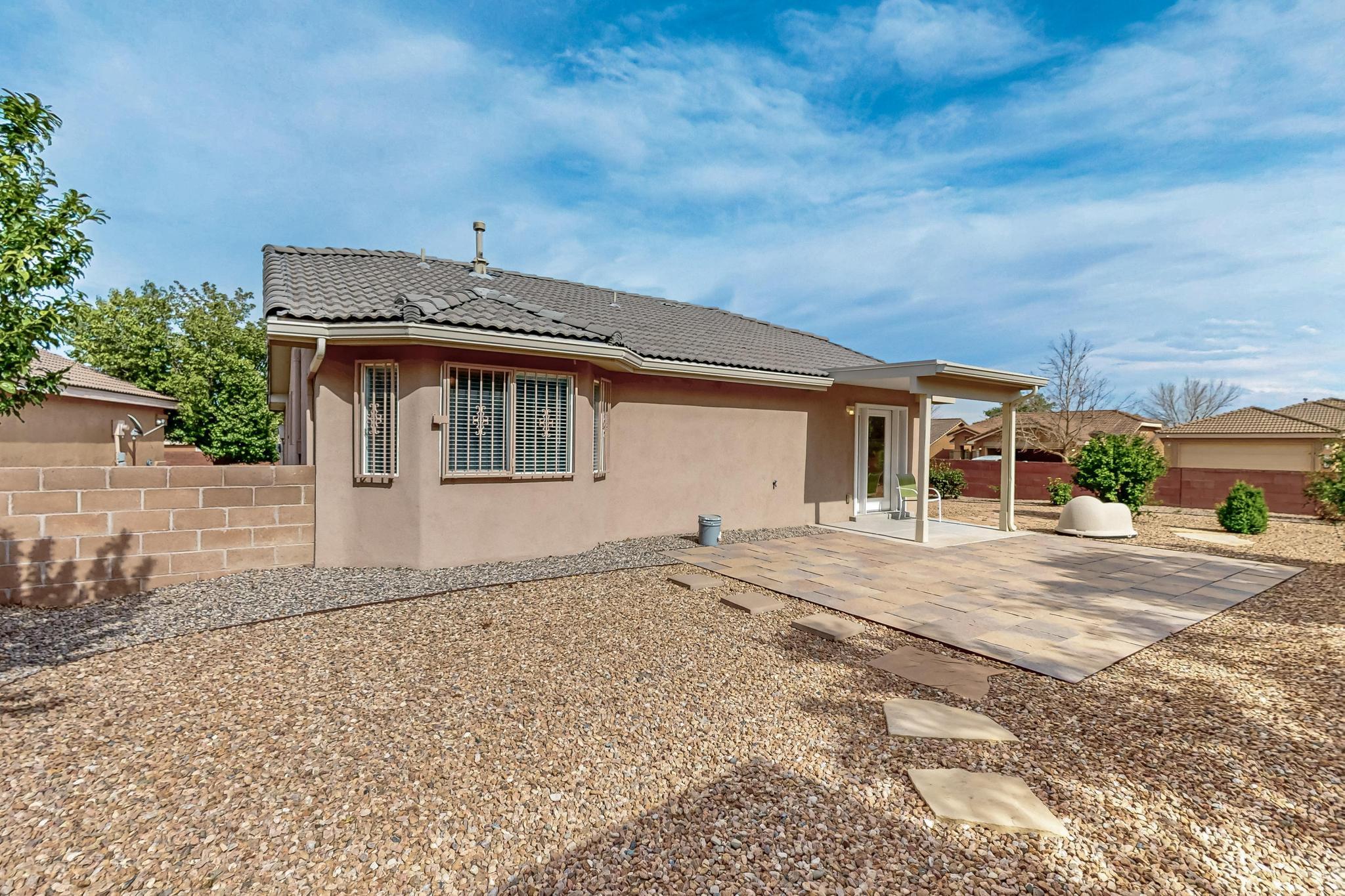 1001 KANAGA Drive NW