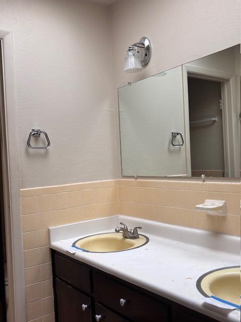 806 OREJA DE ORO Drive SE