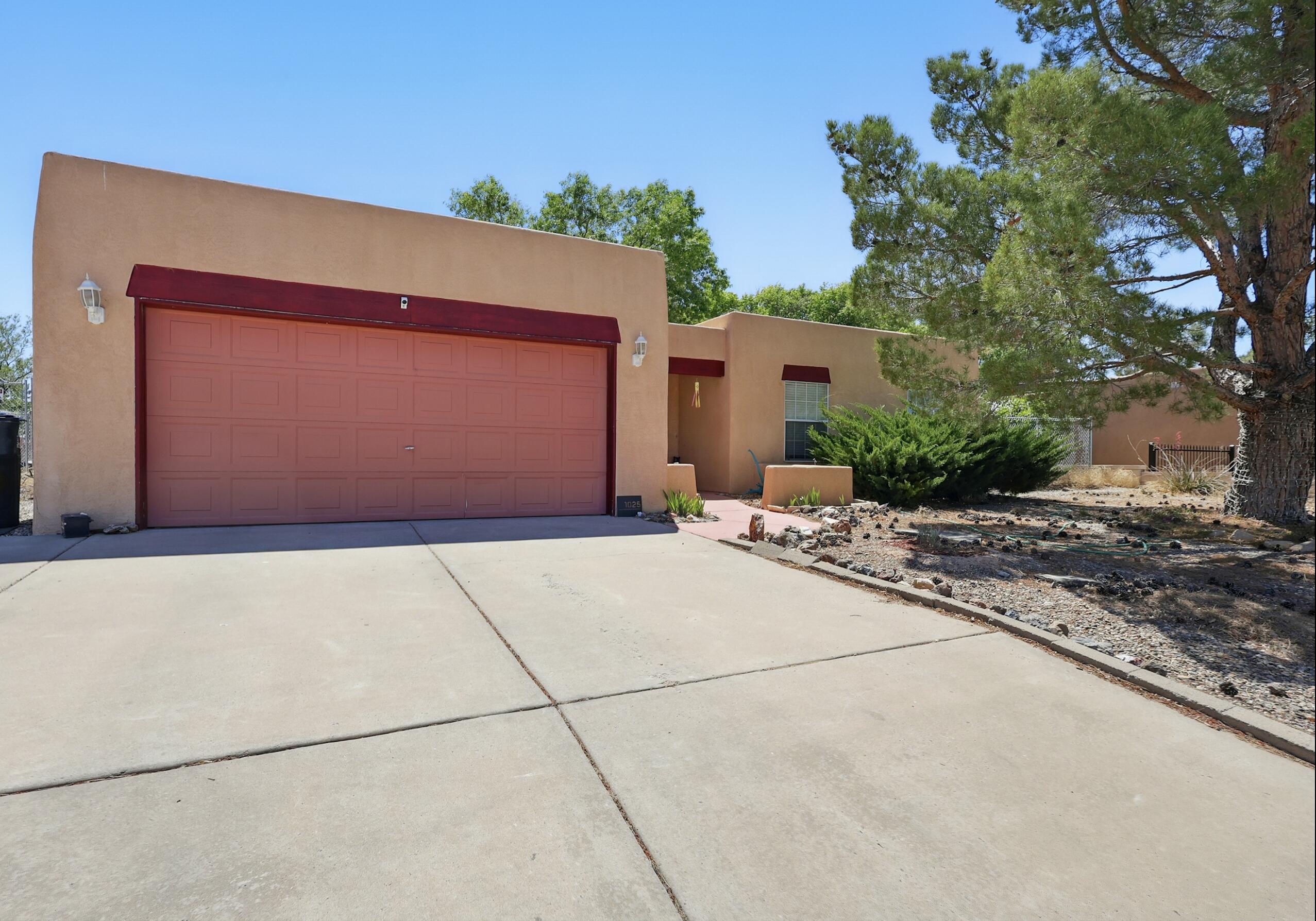 1025 LEE TREVINO Drive