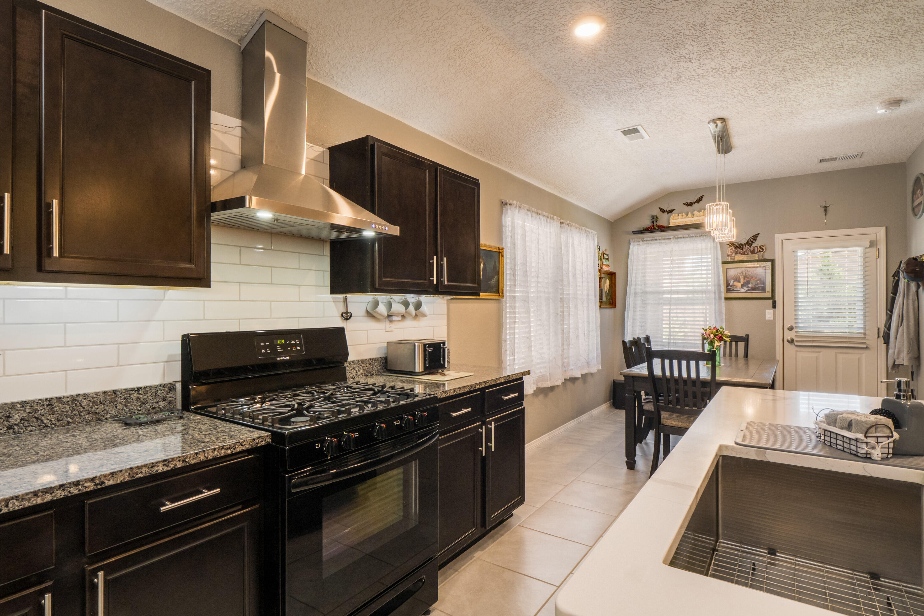 2336 DEL TIMBRE Lane SW