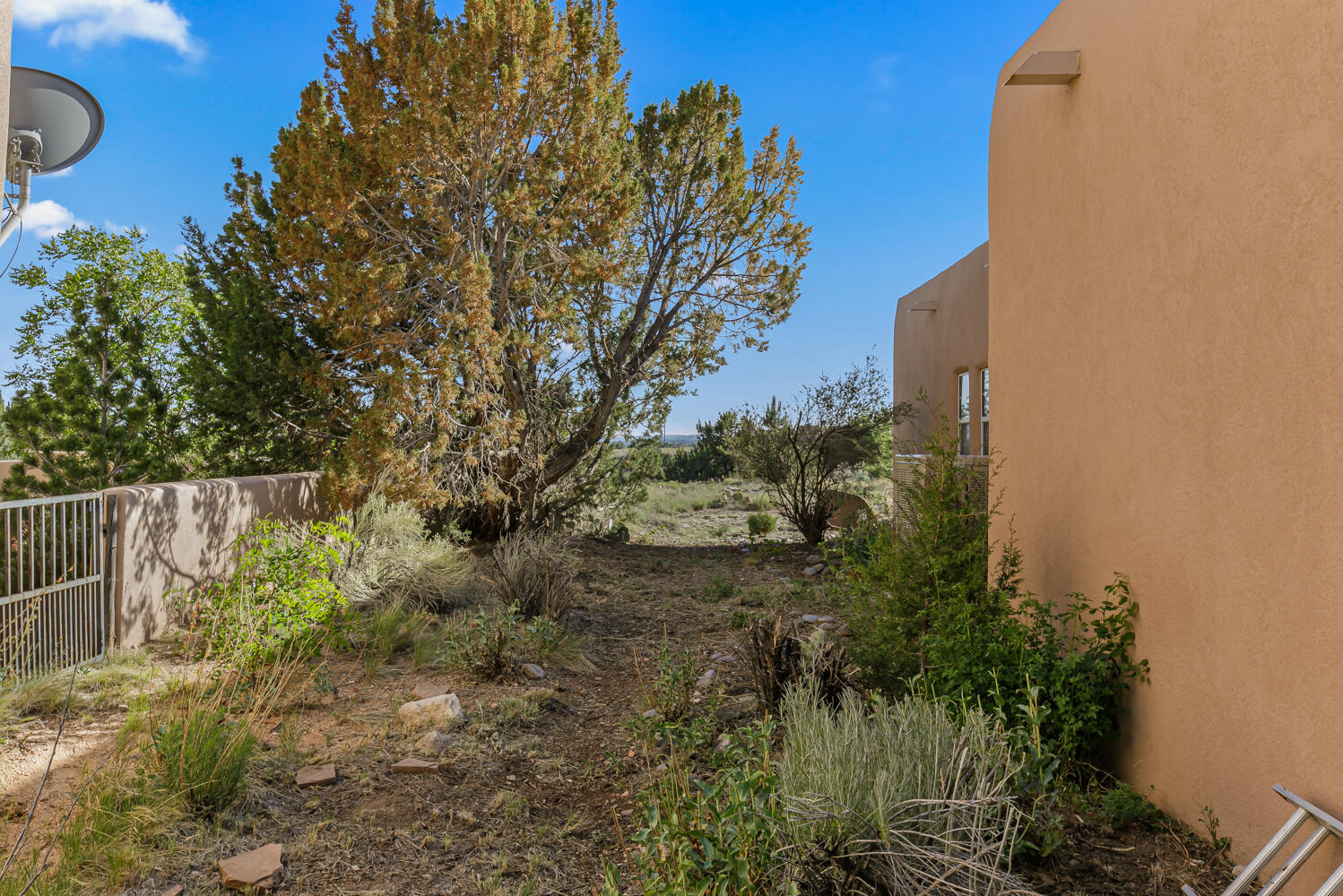 6383 HOOCHANEETSA Boulevard