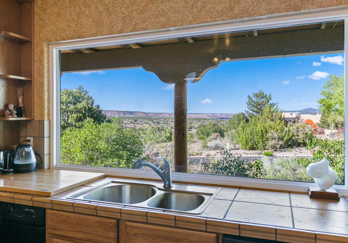 6383 HOOCHANEETSA Boulevard