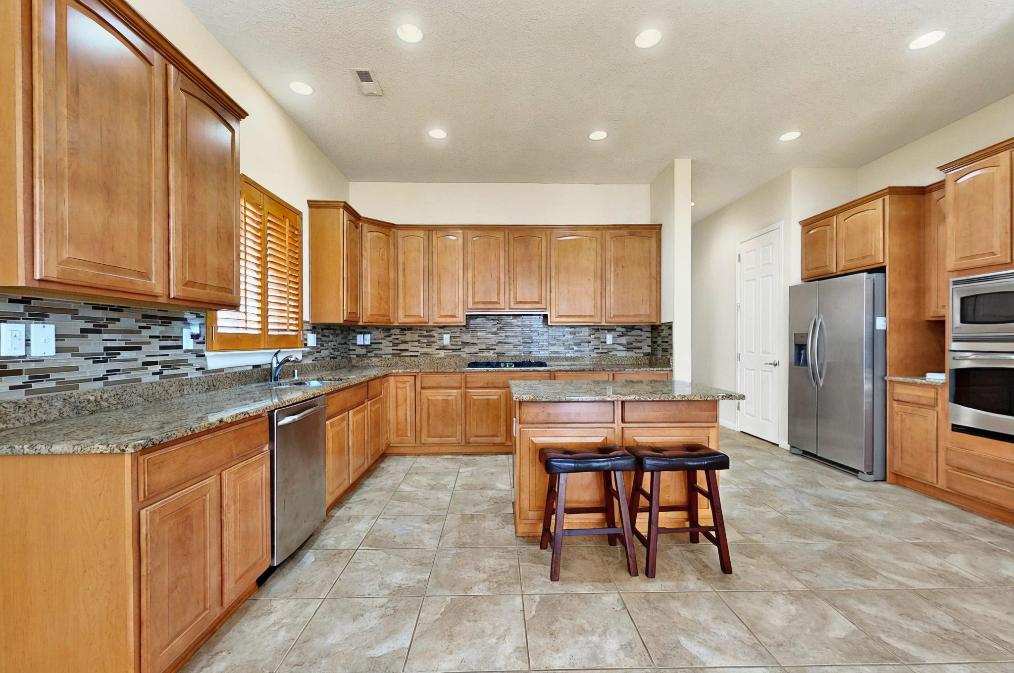 21 LOS BALCONES Place NE