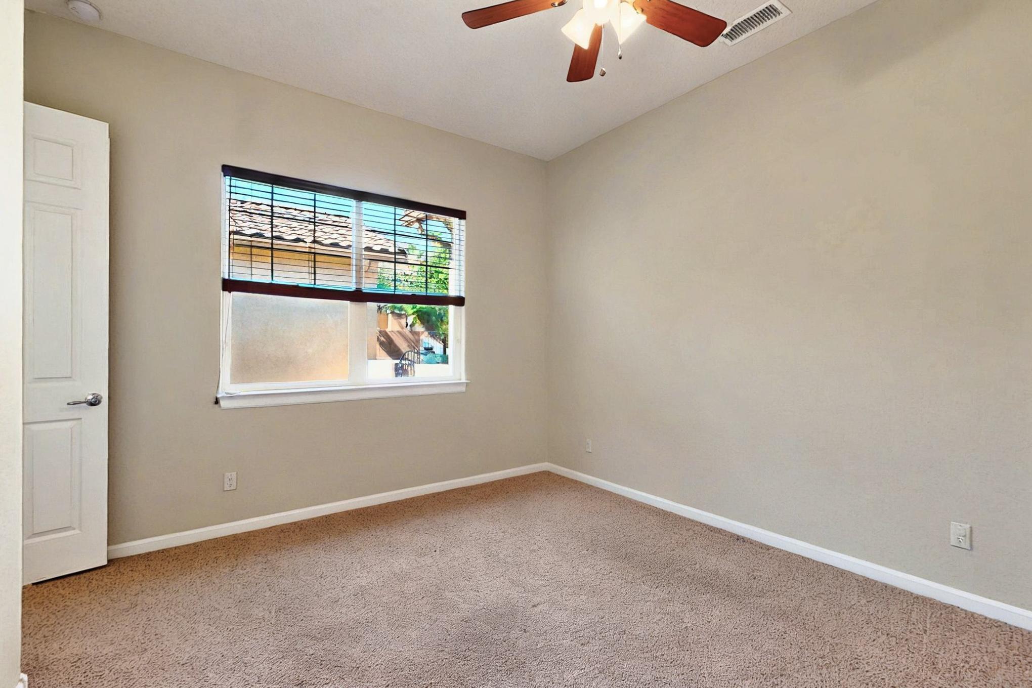 21 LOS BALCONES Place NE