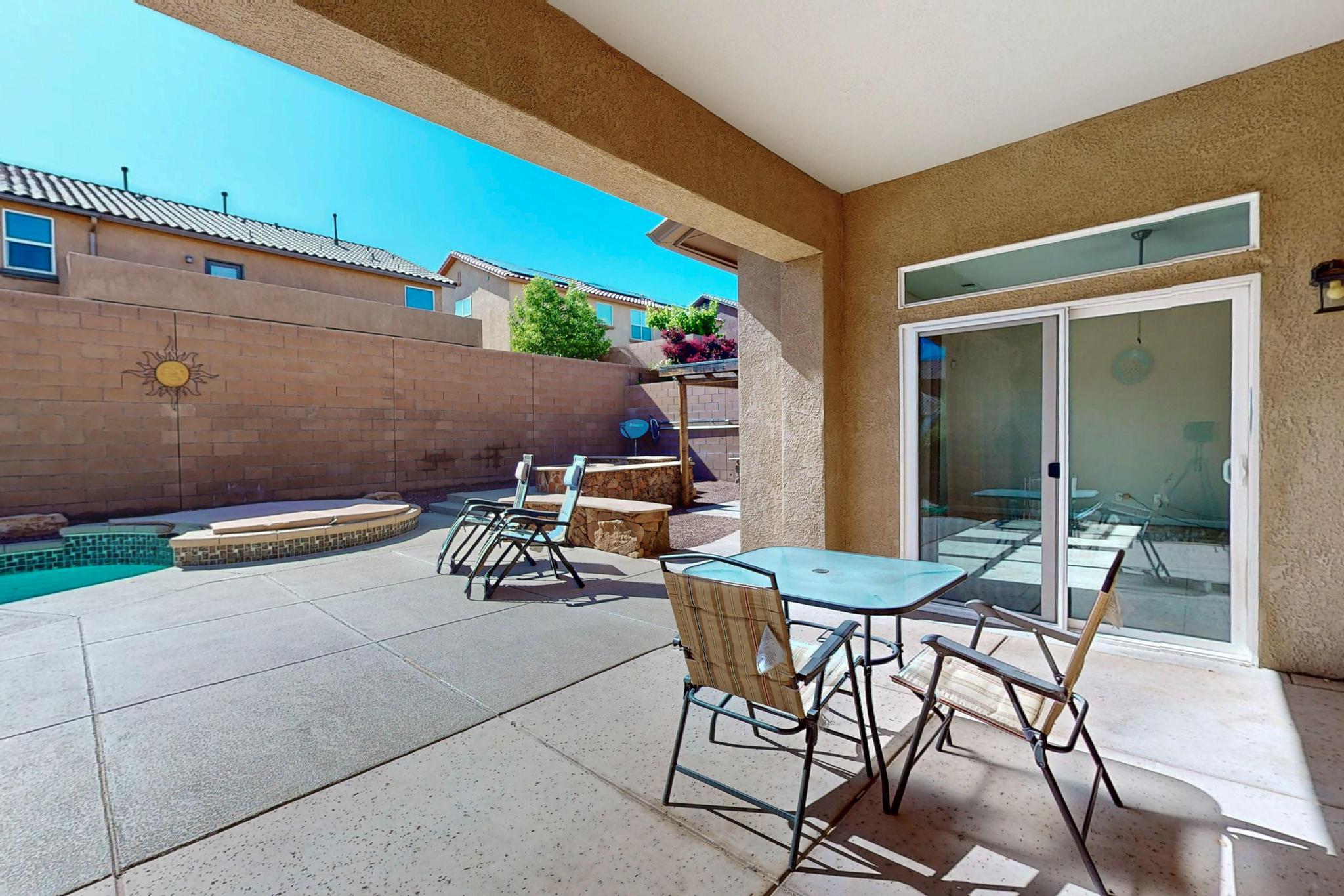 21 LOS BALCONES Place NE